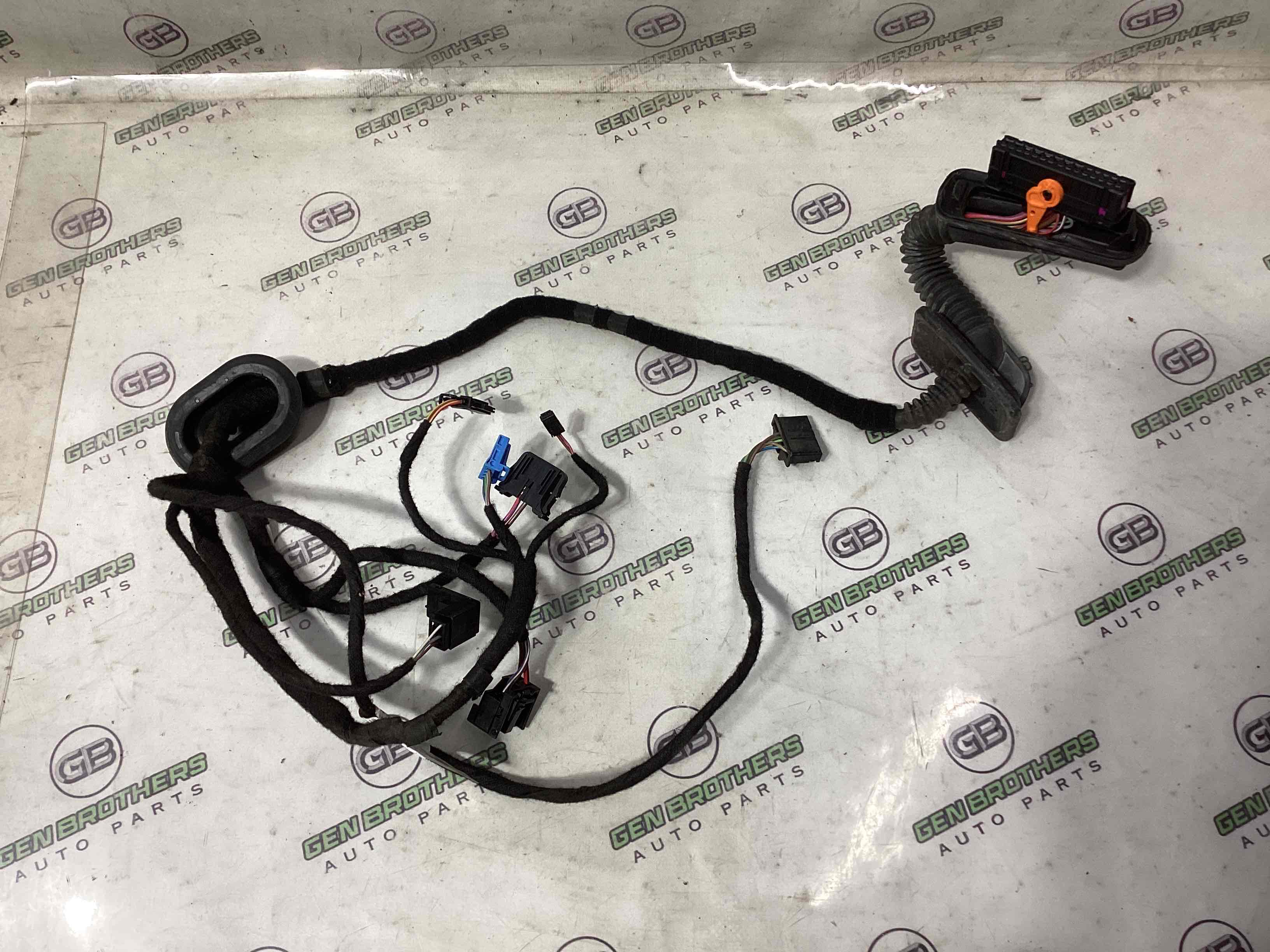 Электропроводка дверей, крышки багажника коса