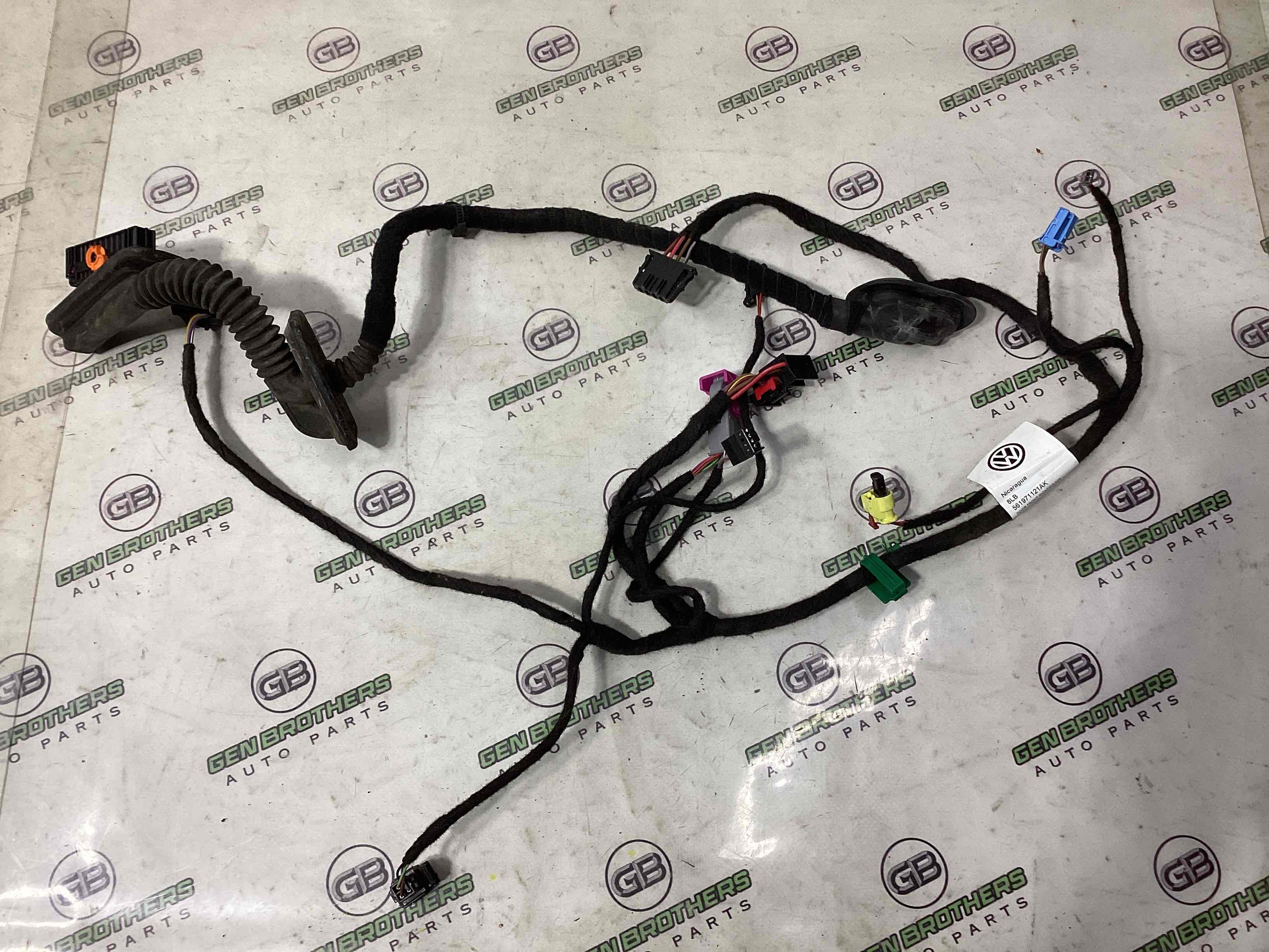 Электропроводка дверей, крышки багажника коса