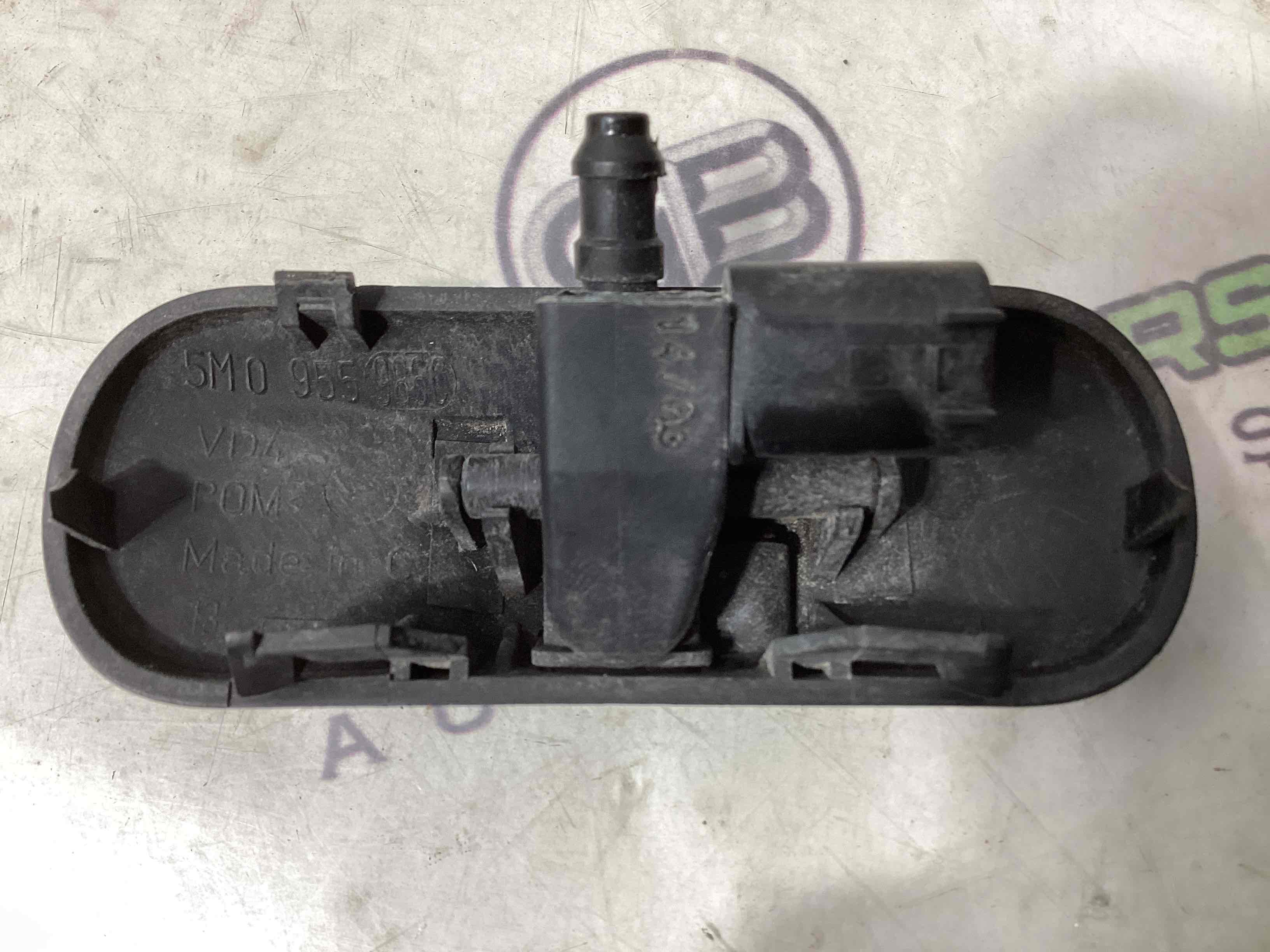 Форсунка омывателя, насос омывателя, шланг омывателя