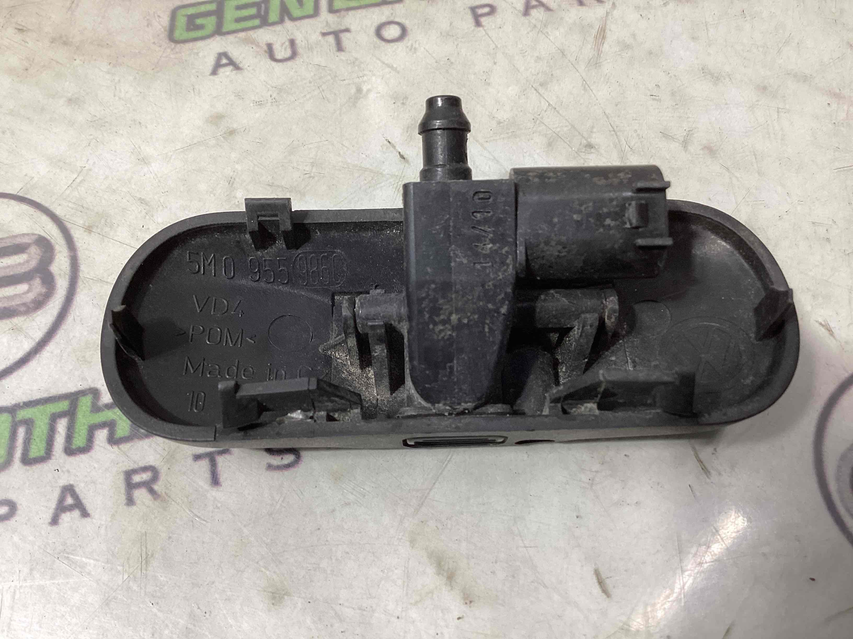 Форсунка омывателя, насос омывателя, шланг омывателя