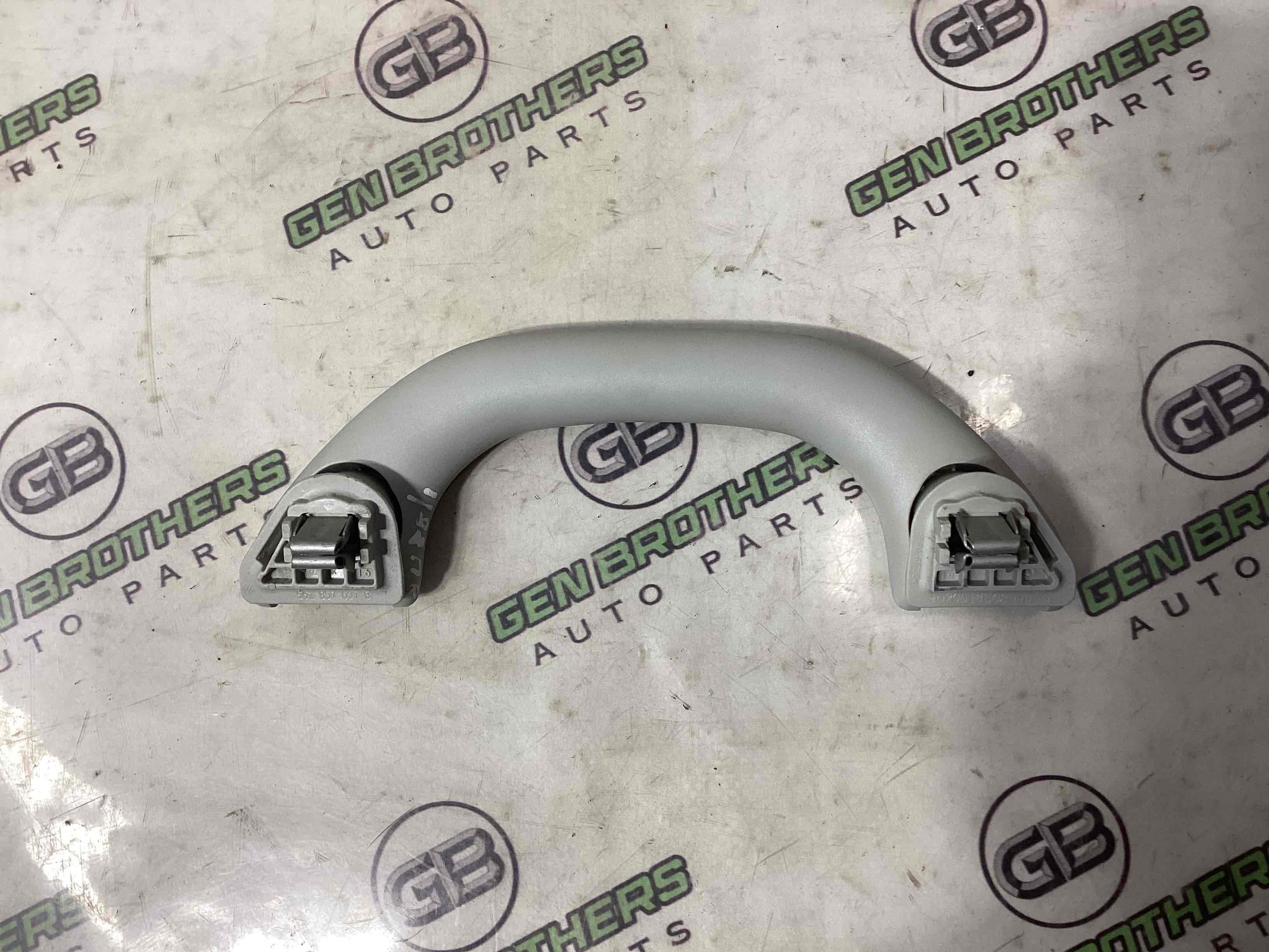 Ручка внутренняя потолочная