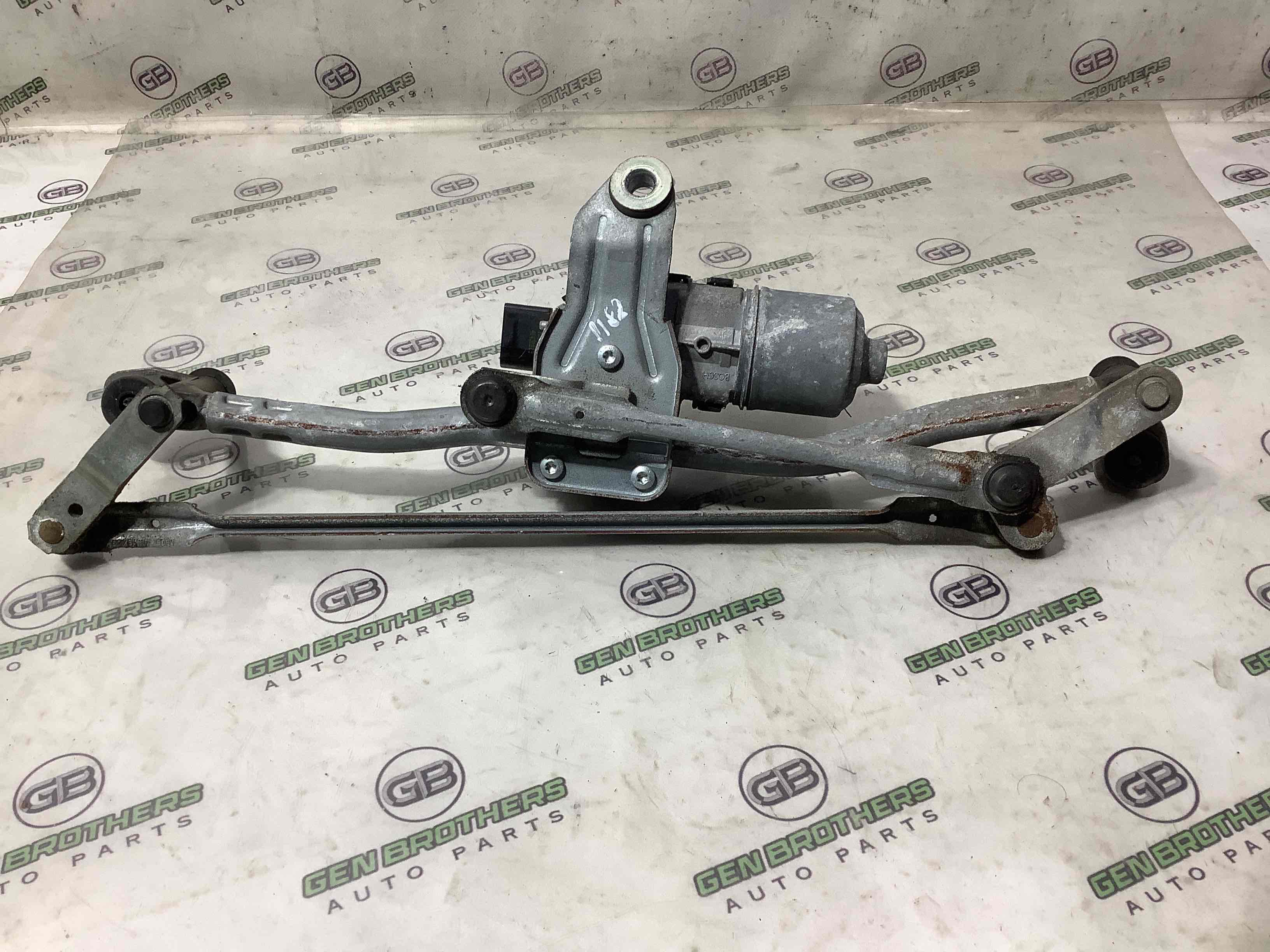 Моторчик стеклоочистителя