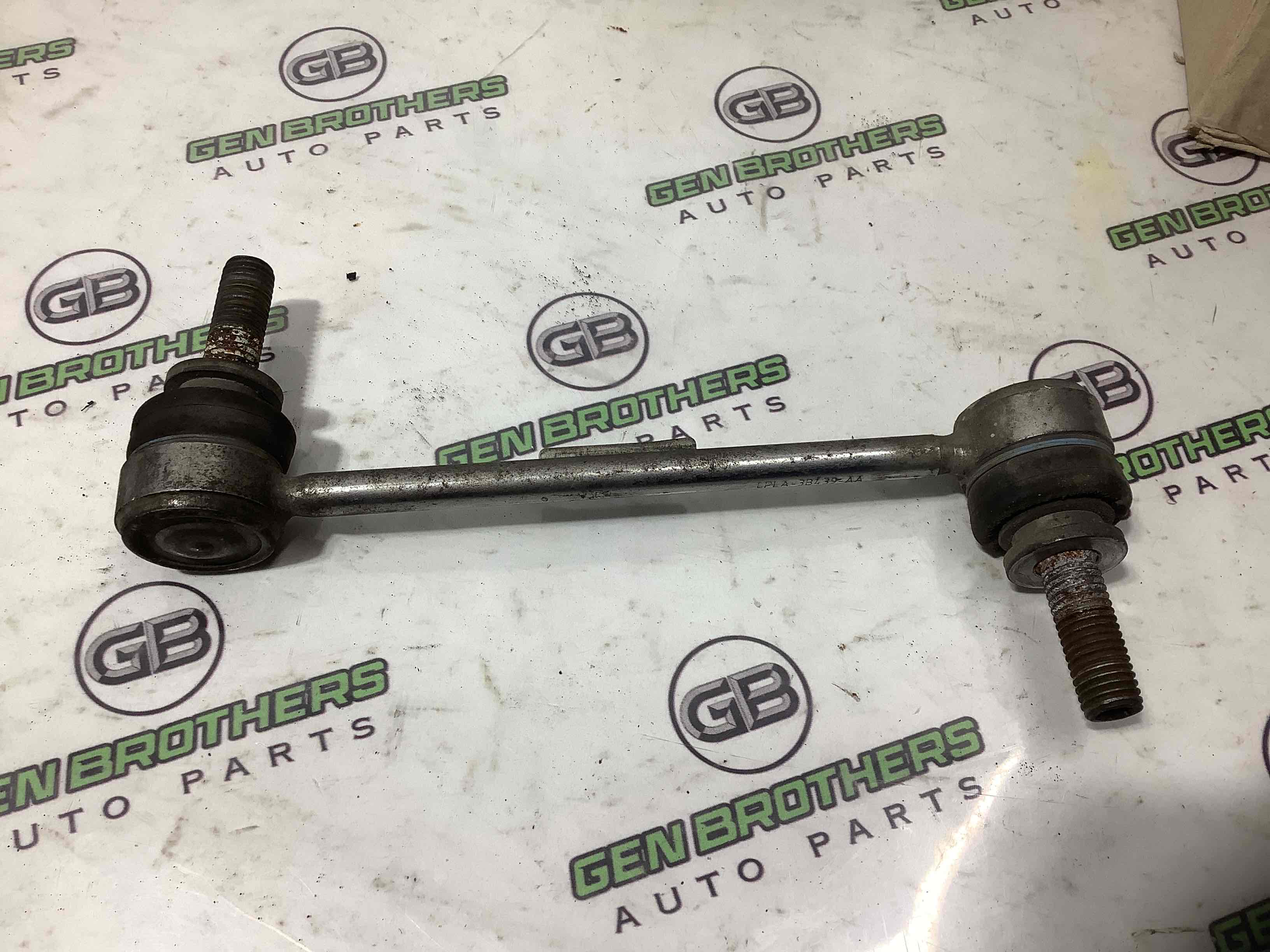 Стійка стабілізатора