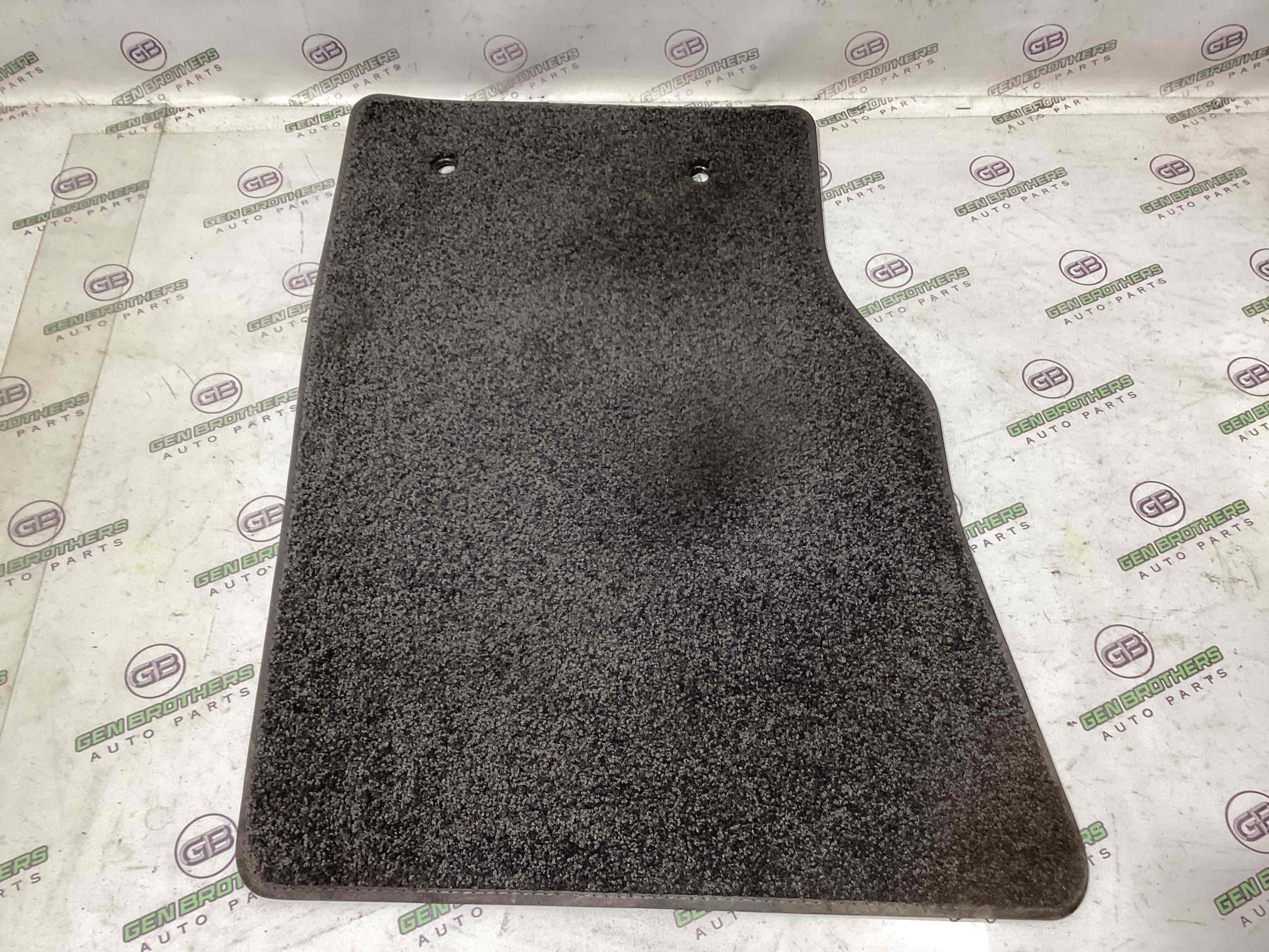 Килимки комплекти, підлога салону