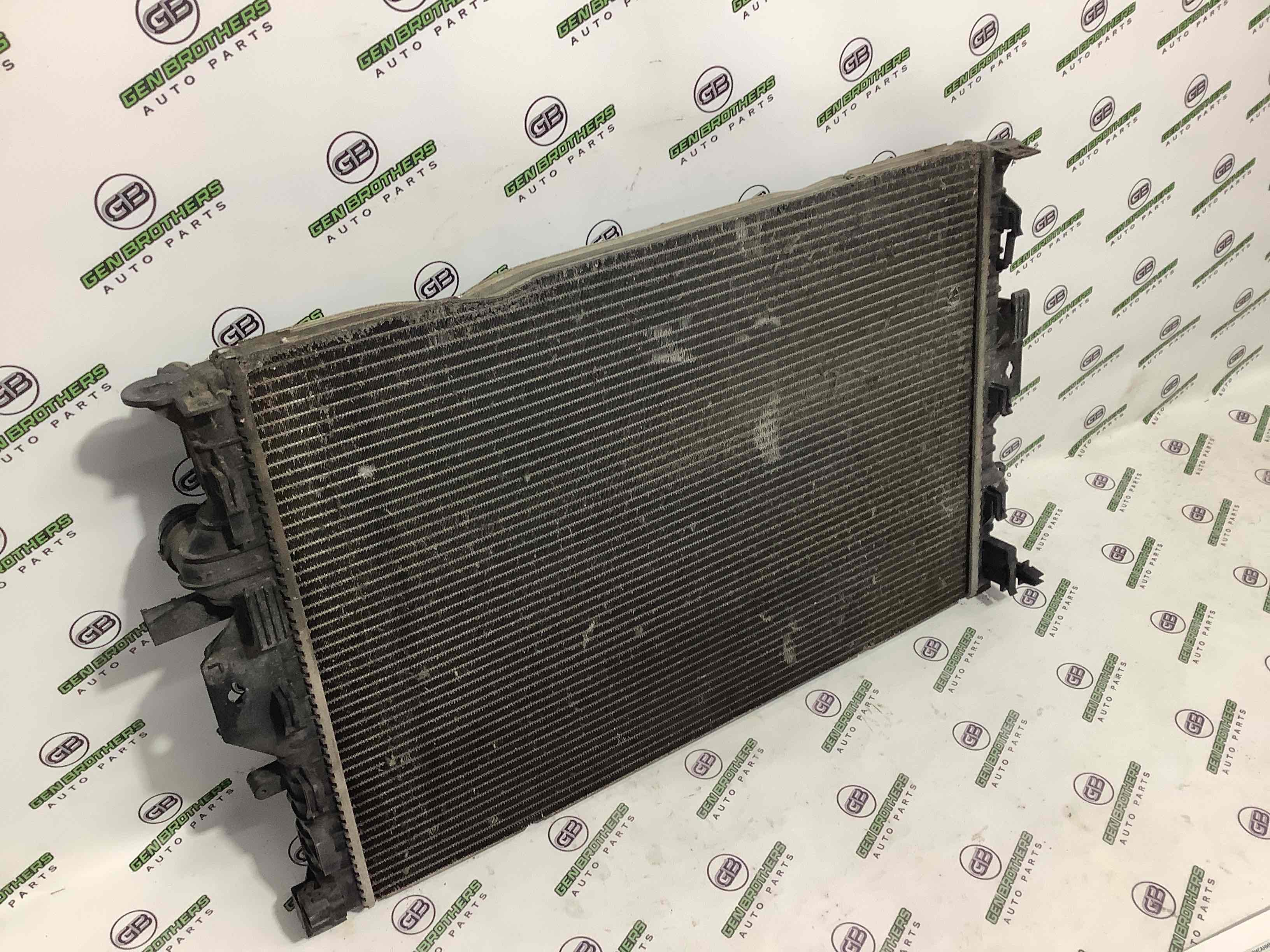 Радиатор основной