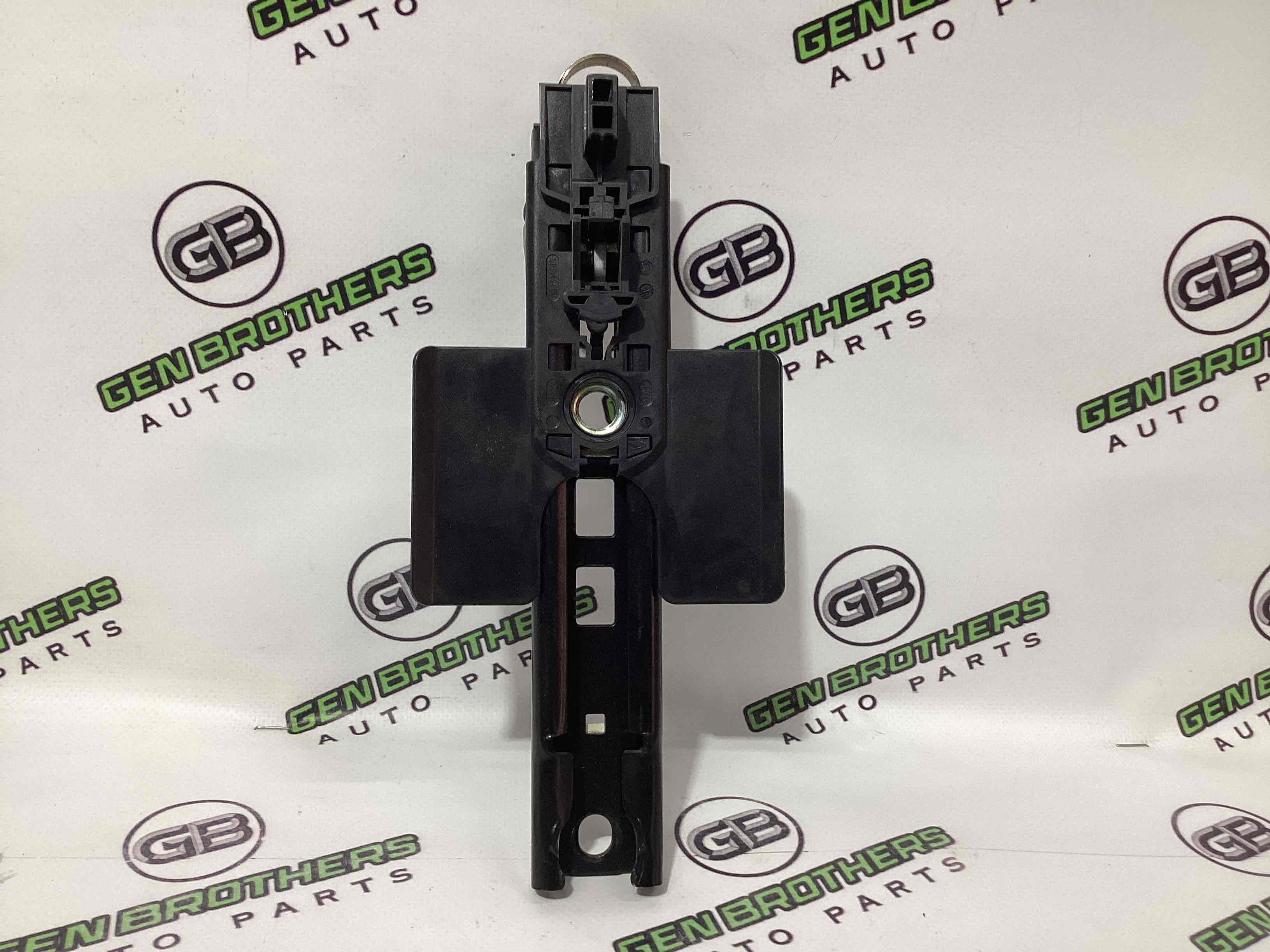 Регулятор высоты ремня безопасности