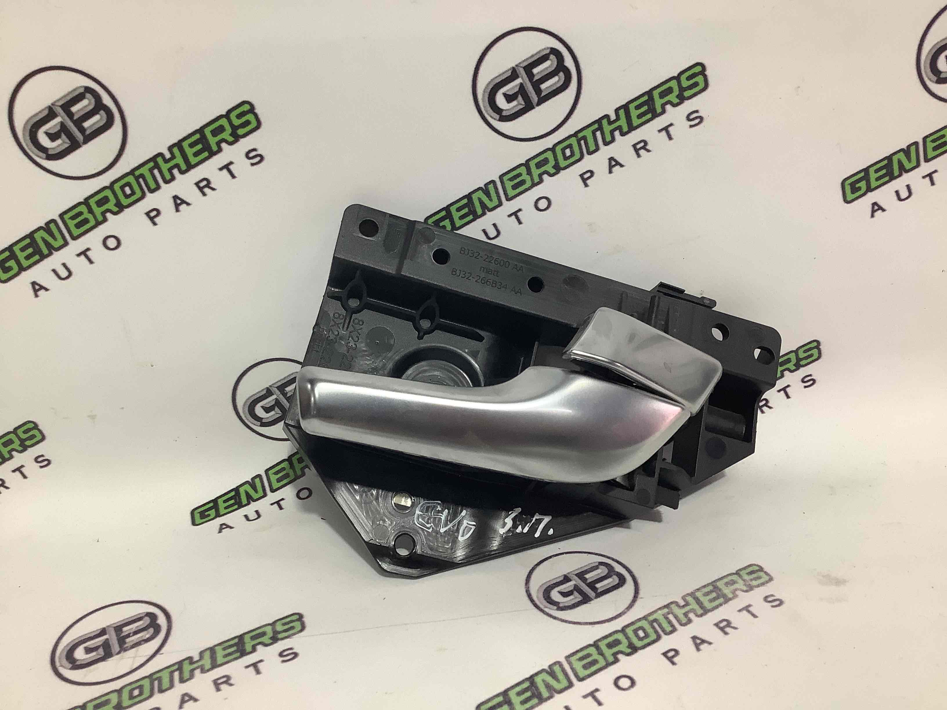 Ручка дверей салона внутренняя, поручень