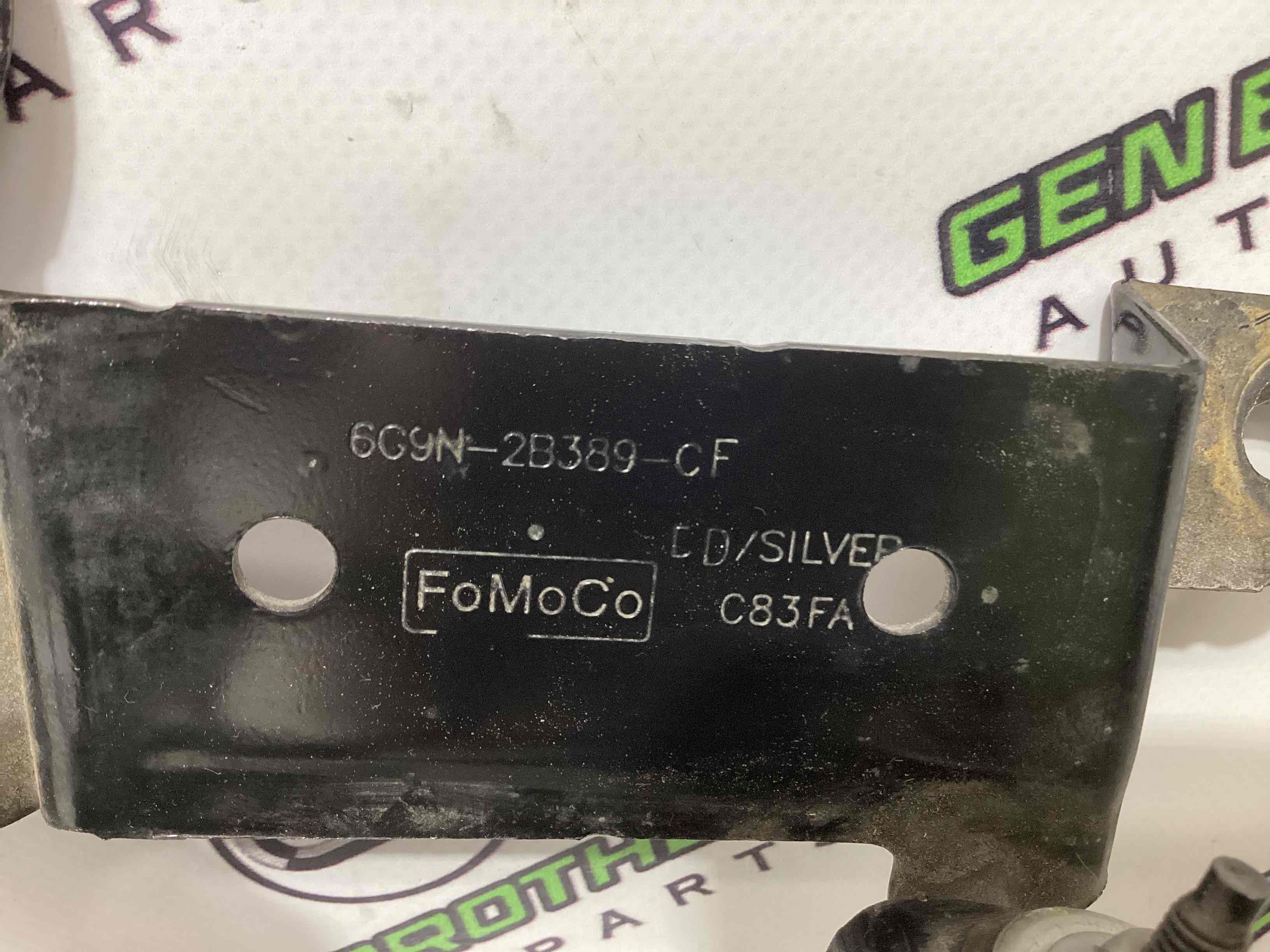 Крепление, кронштейн