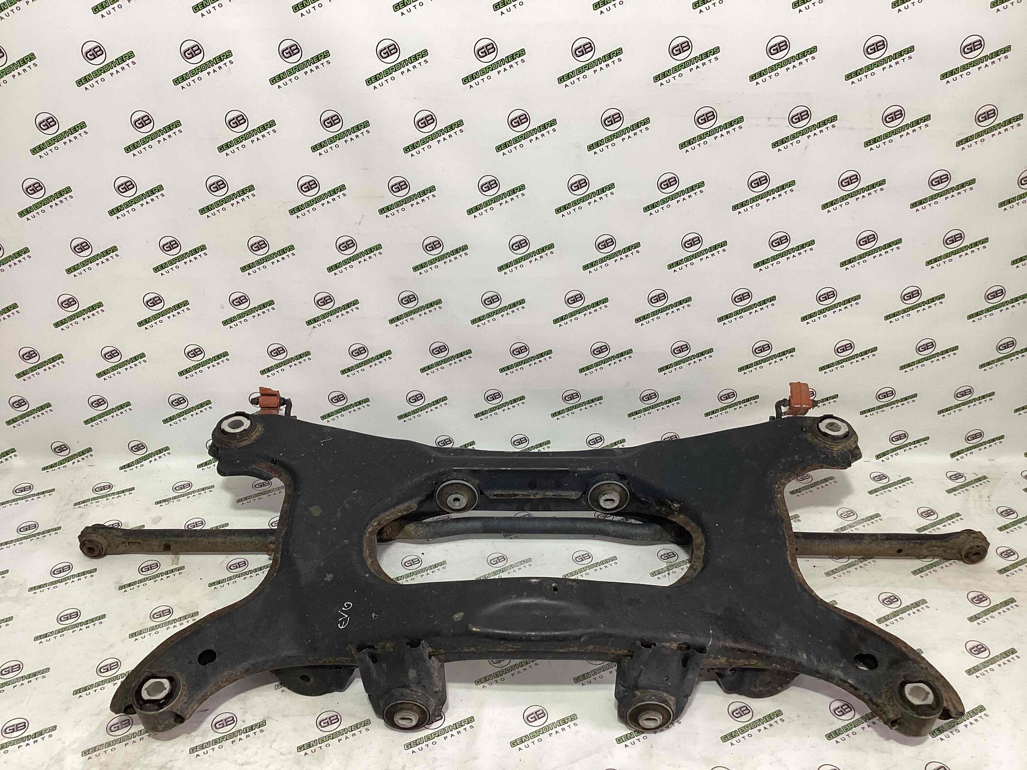 Балка подвески задняя подрамник