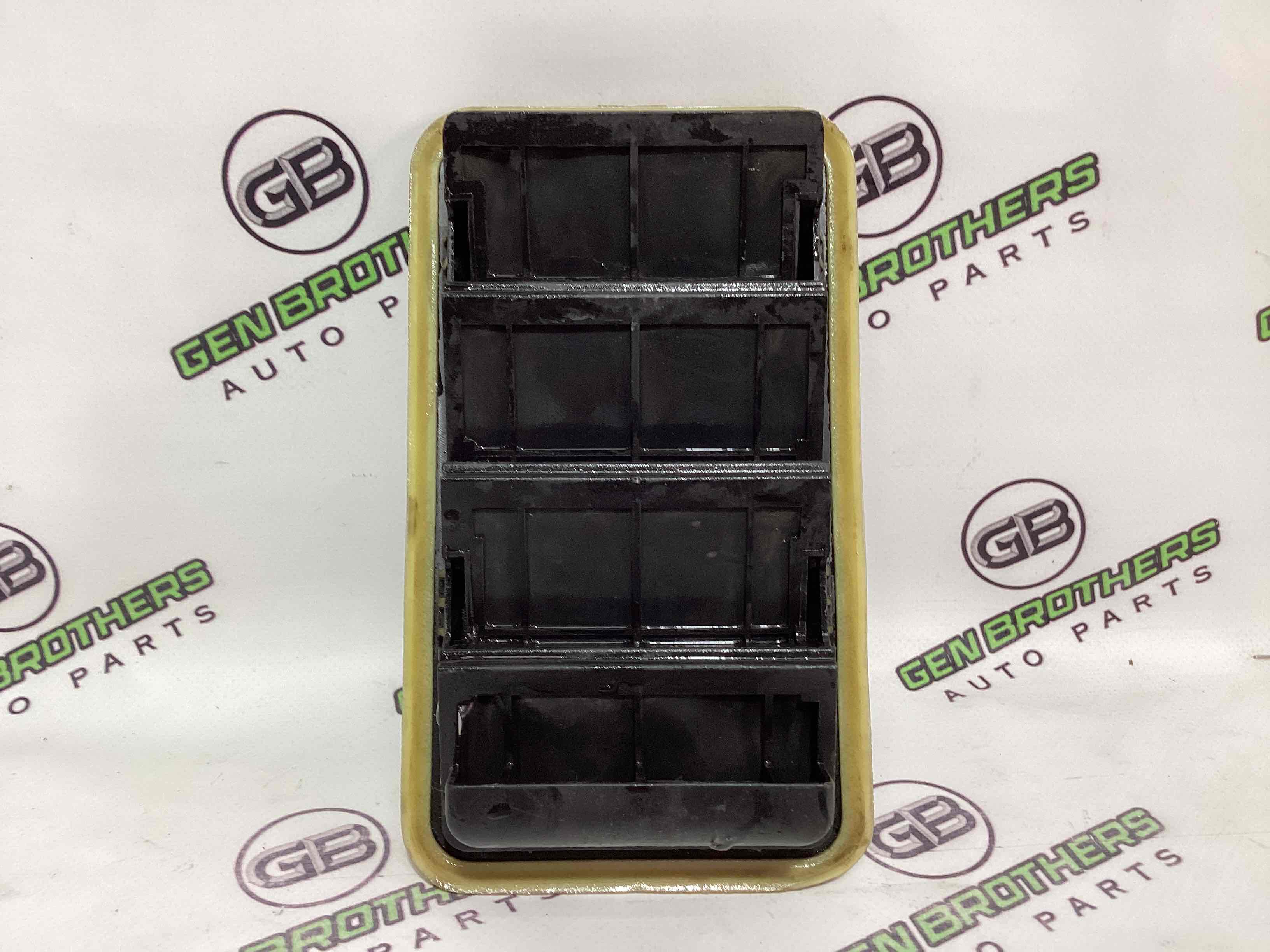 Дефлектор обдува салона