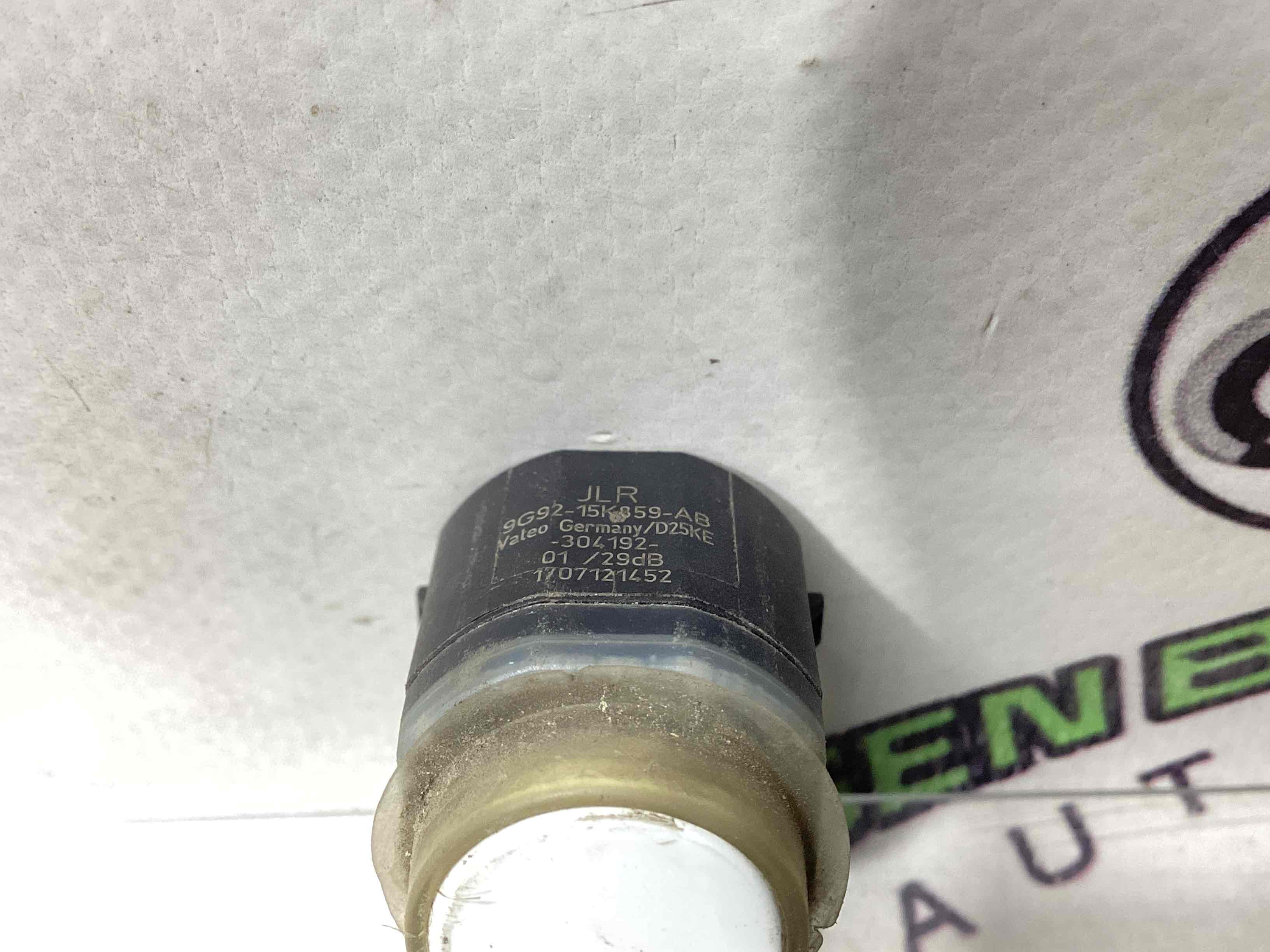 Парктроник, крепеж, корпус