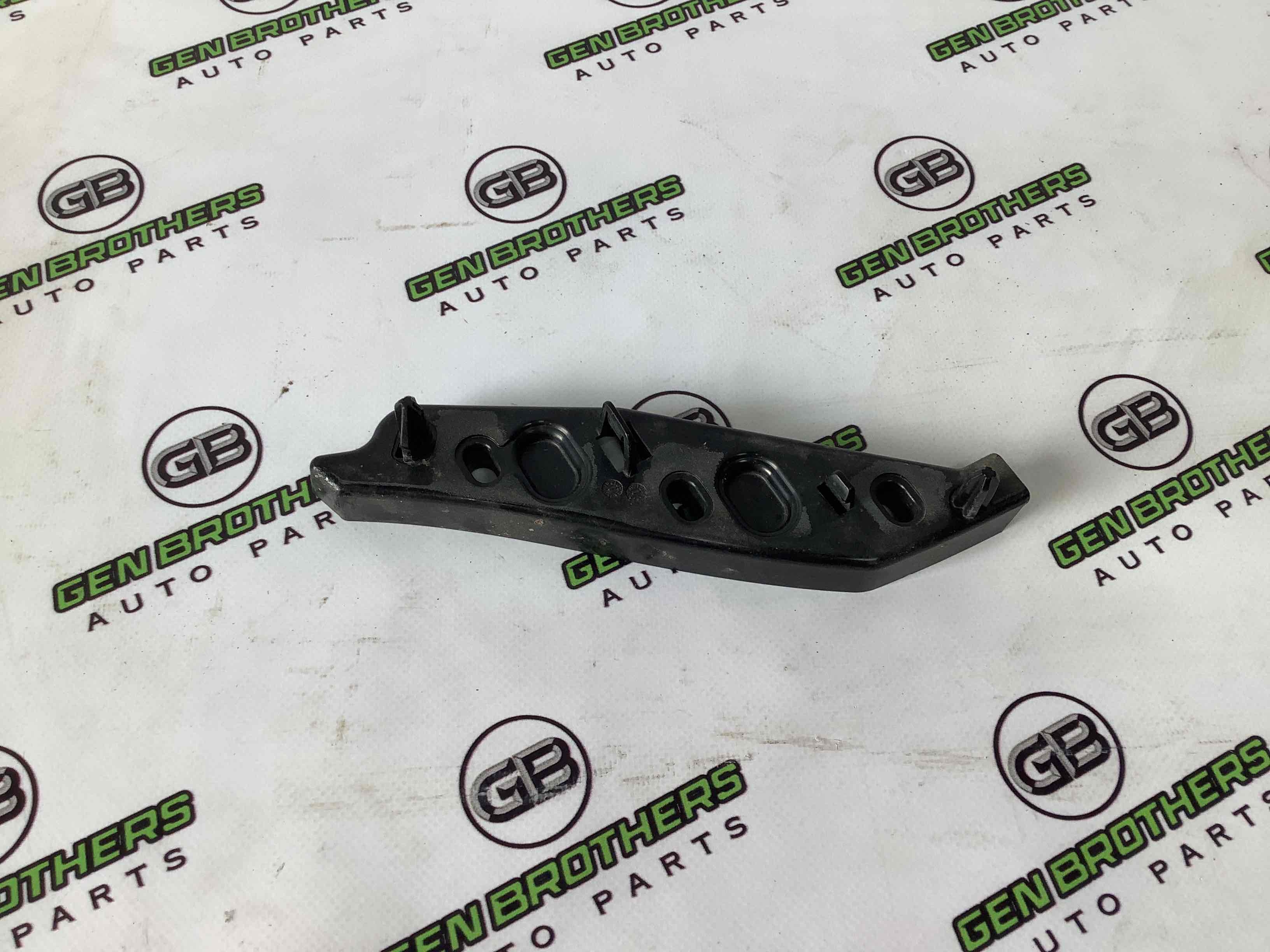 Крепление переднего бампера левое