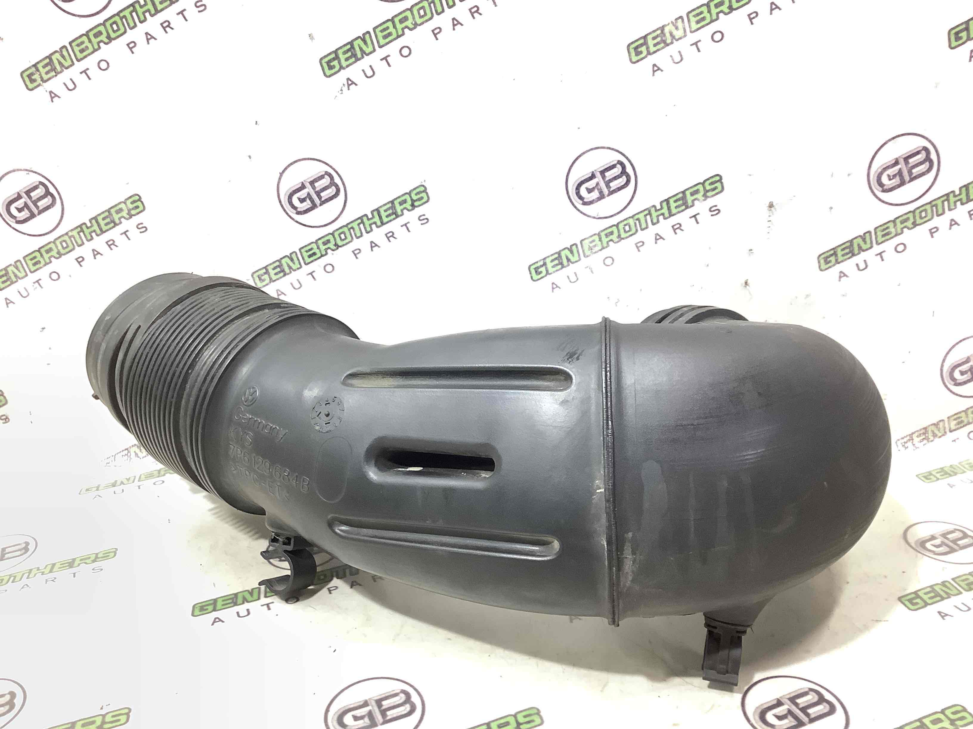 Патрубок повітряного фільтра