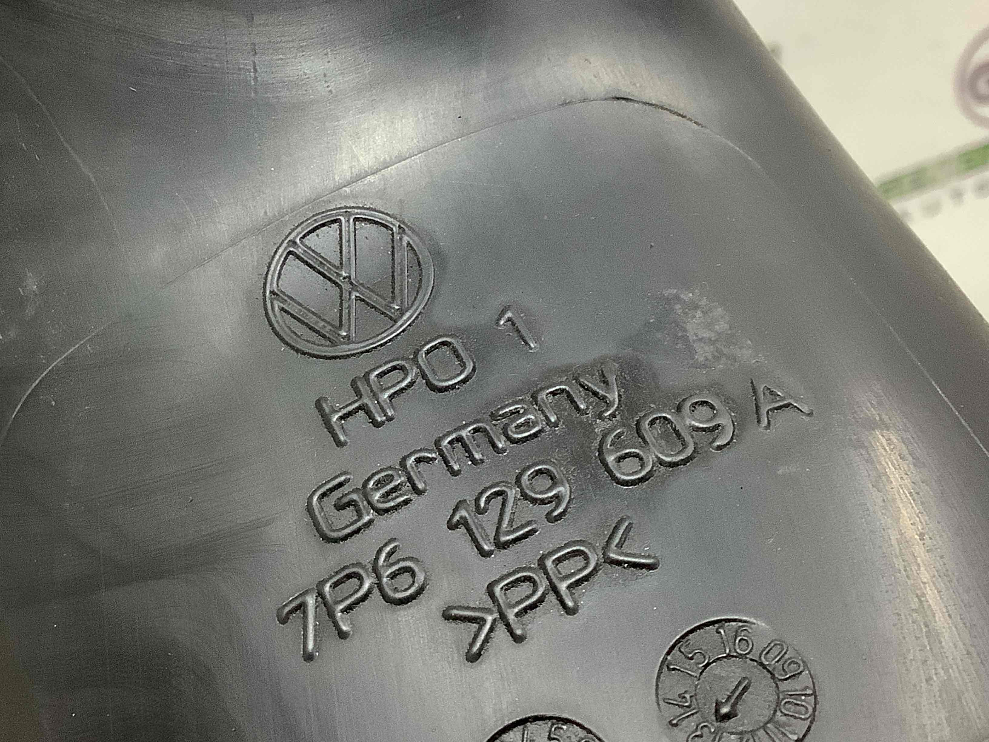 Патрубок повітряного фільтра