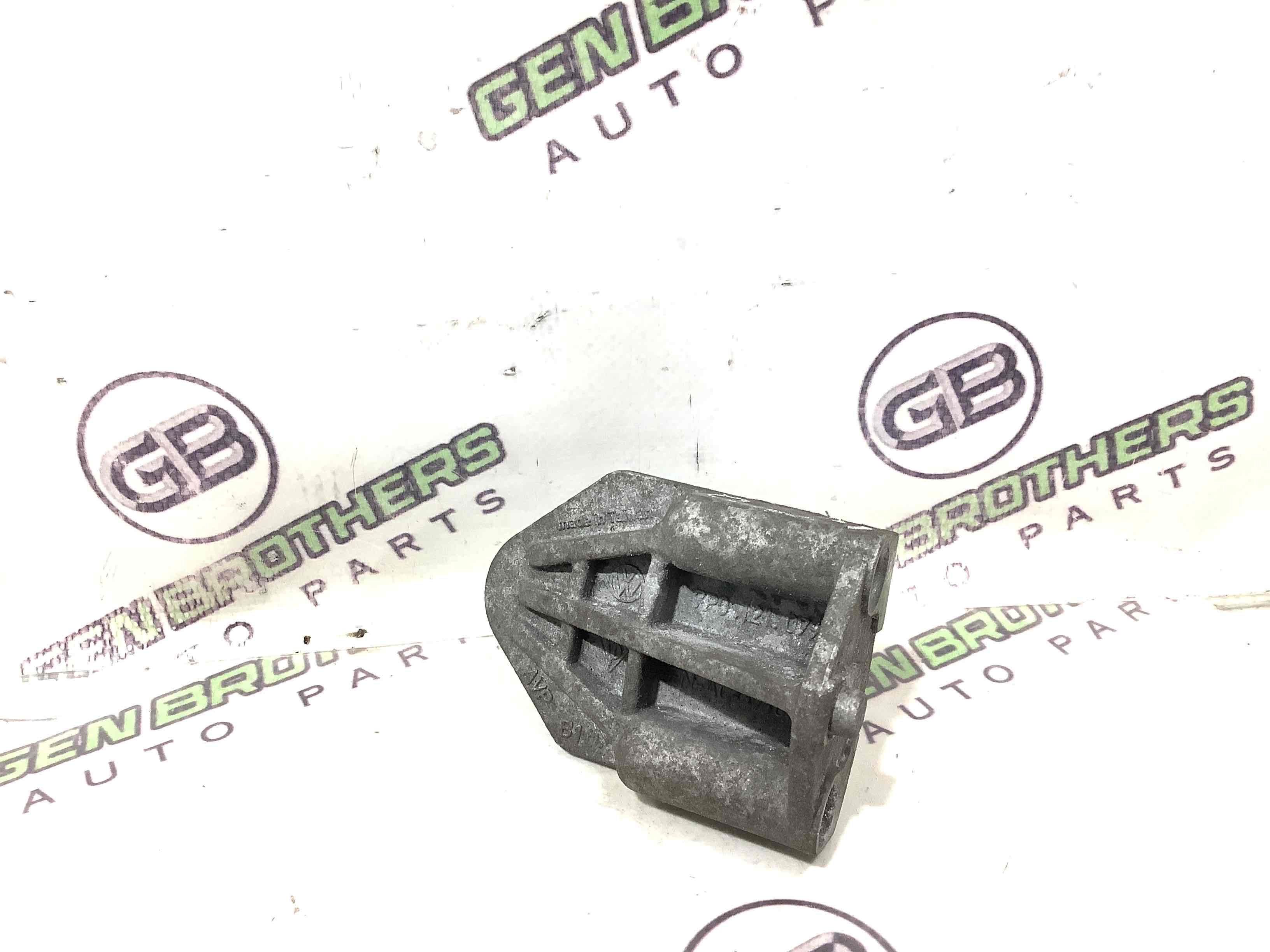 Опора радіатора, кріплення, кронштейн, ущільнювач радіатора