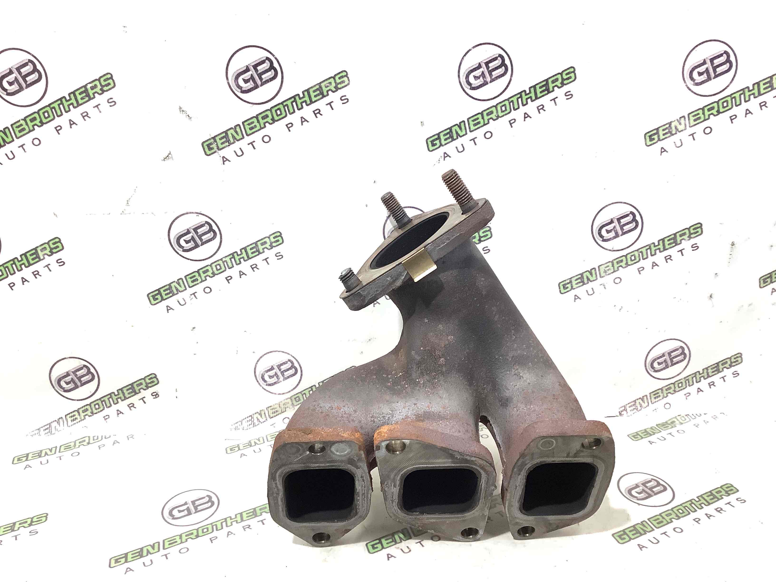 Колектор випускний