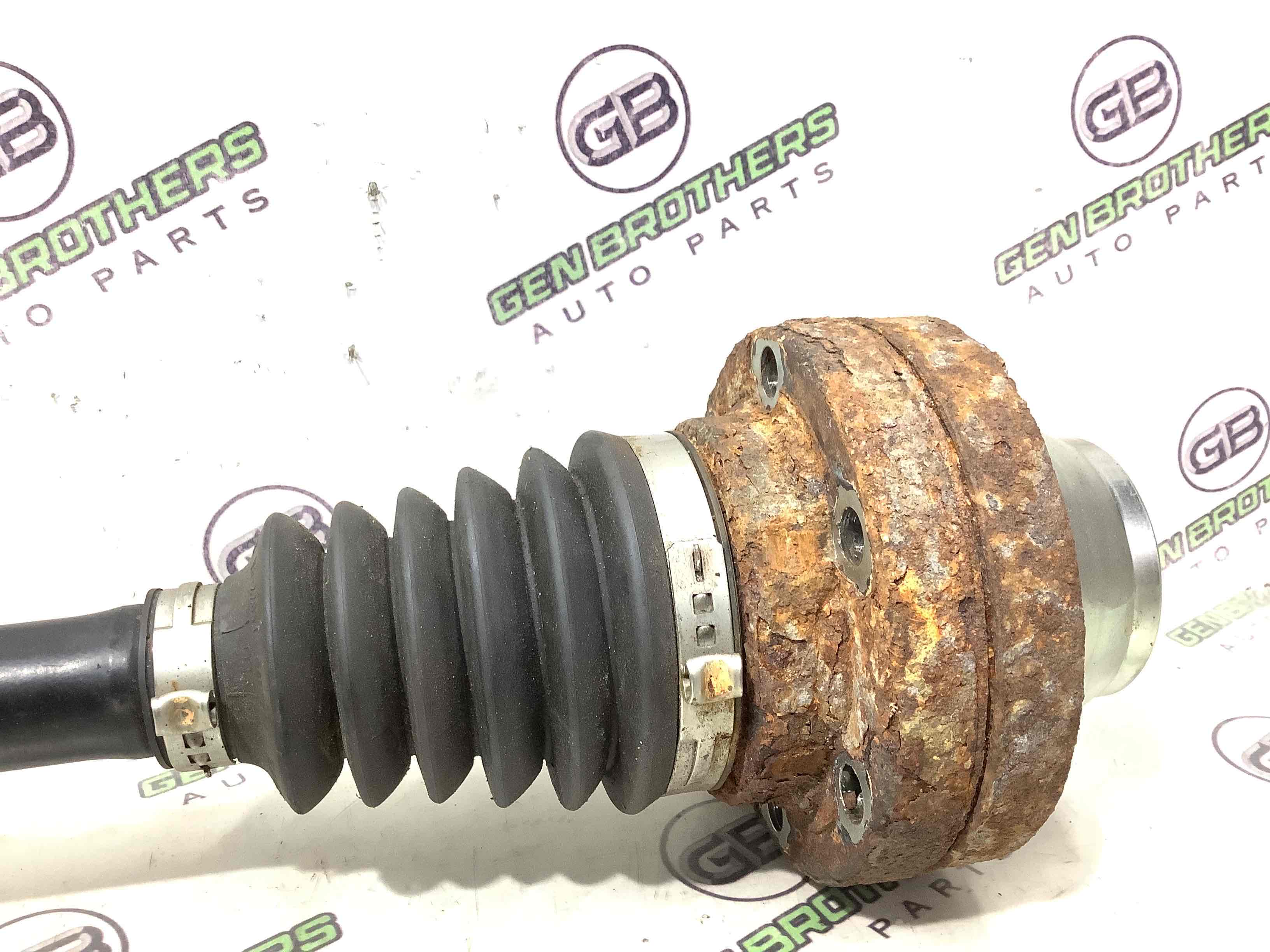 Піввісь передня ліва привідний вал, ШРУС