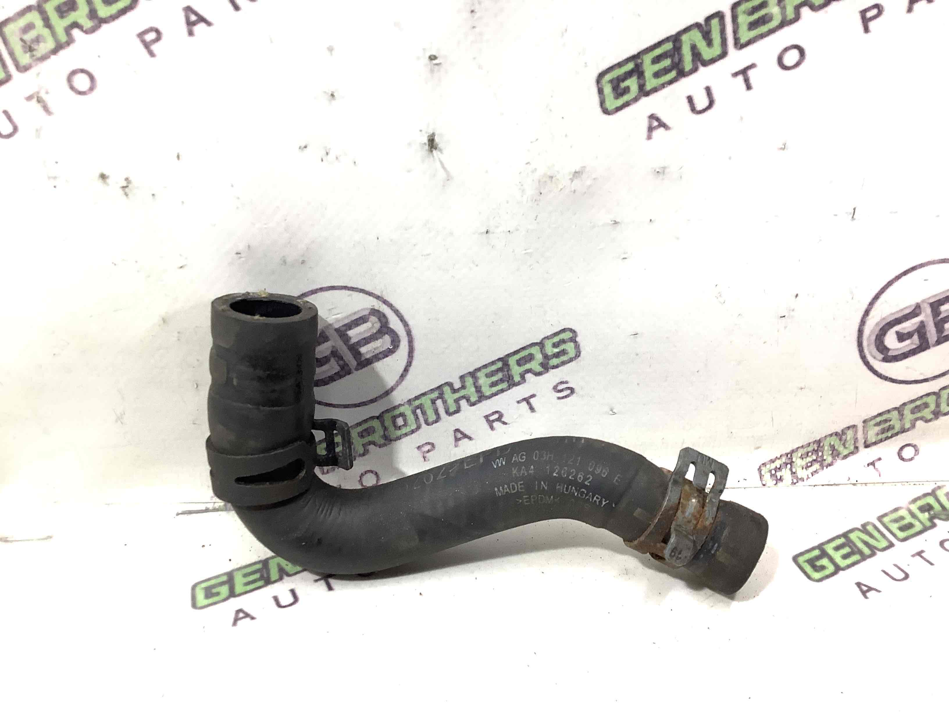 Патрубок трубопровід, шланг