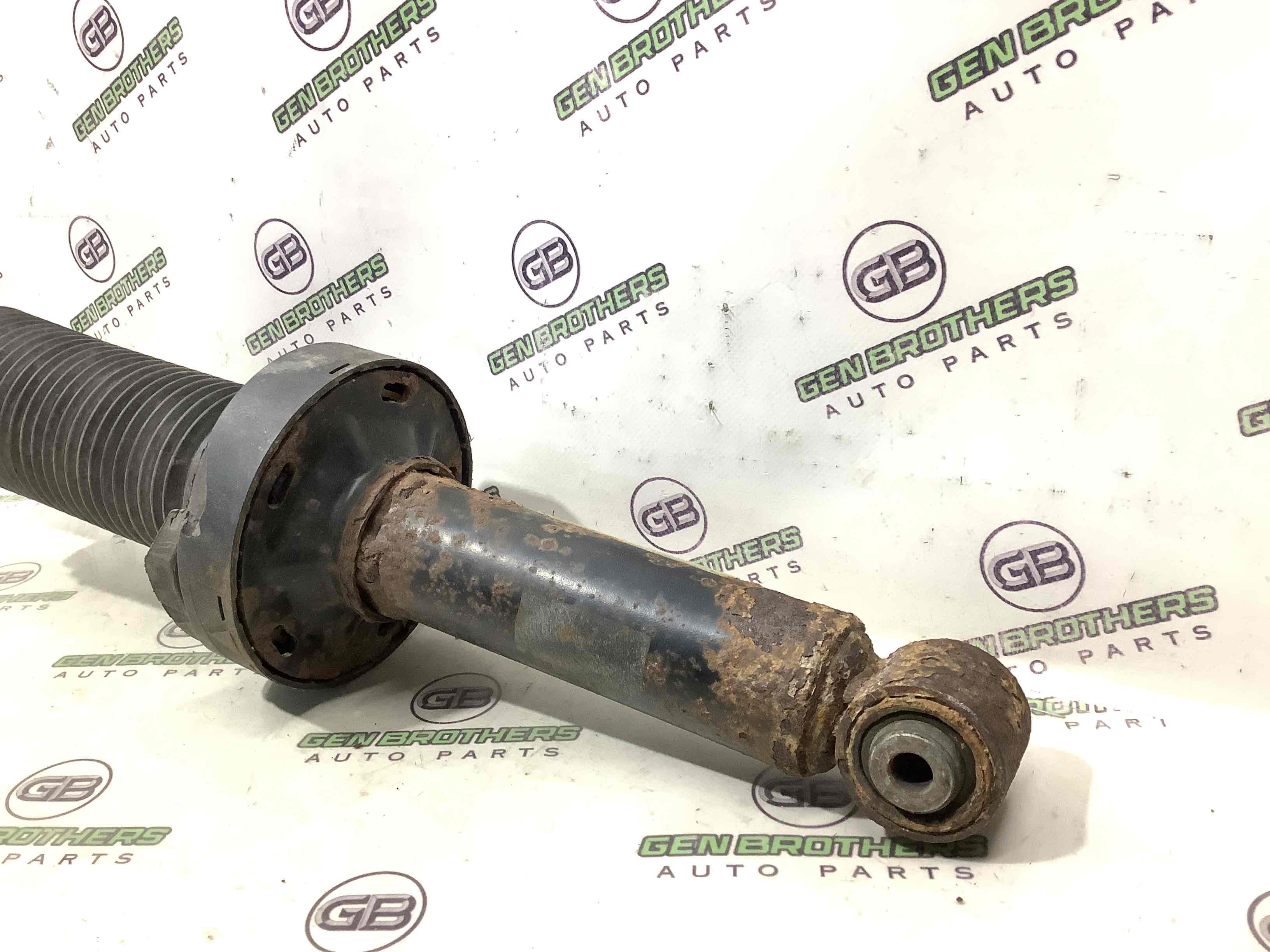 Амортизатор задній загальне