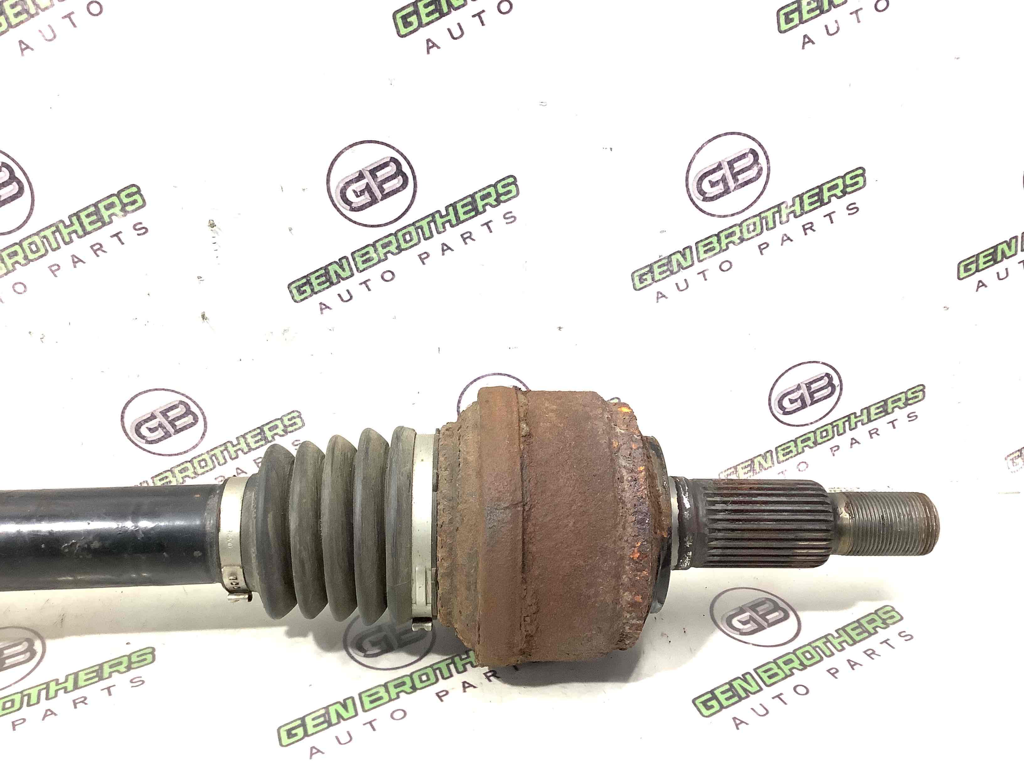 Напіввісь задня привідний вал, ШРУС