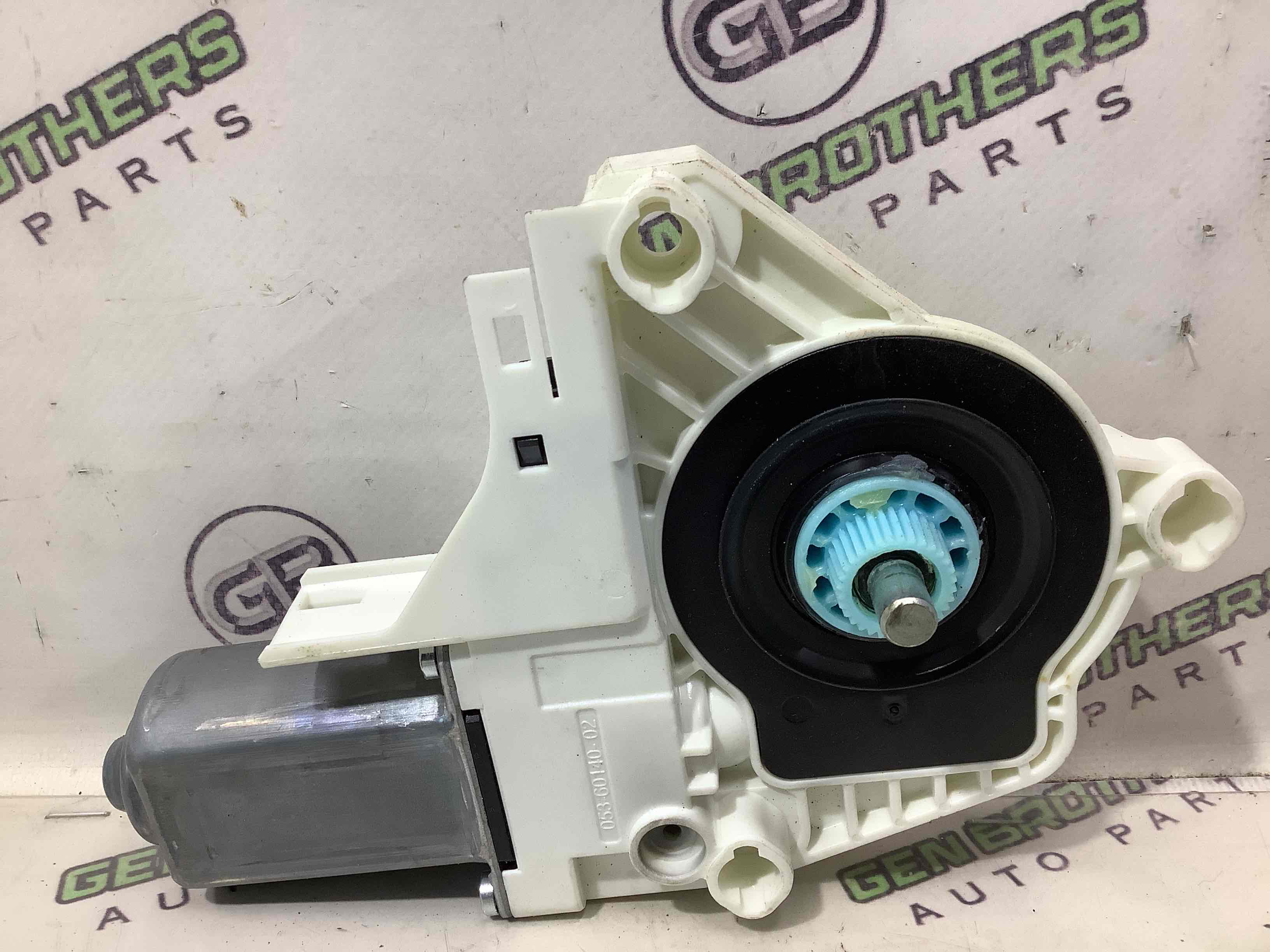 Моторчик склопідйомника