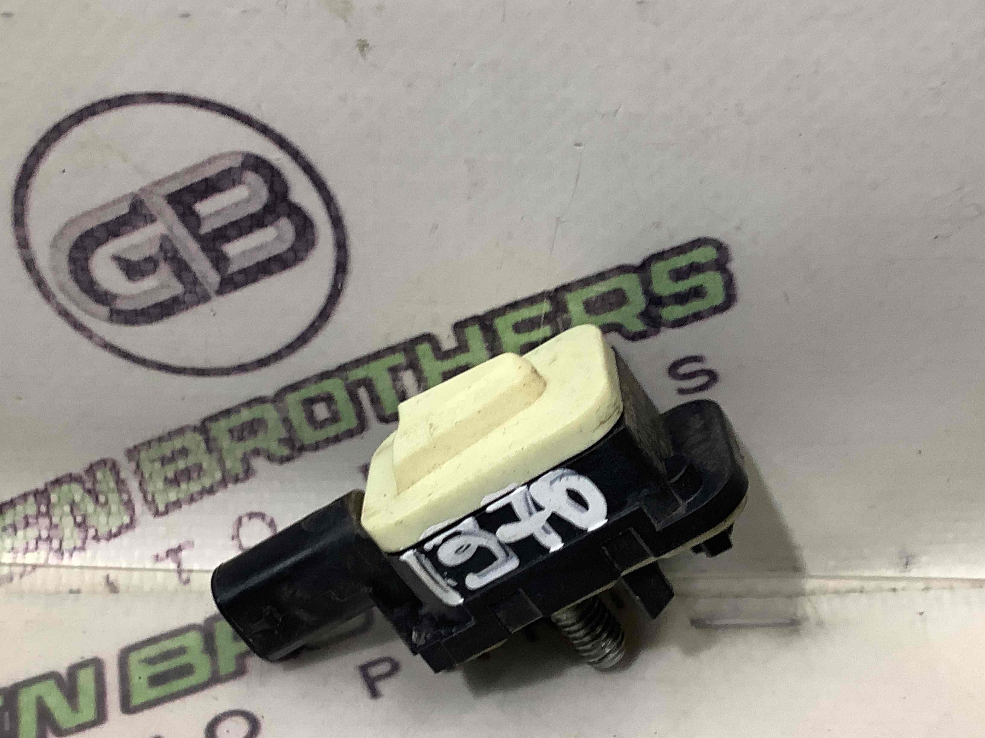 Датчик удару Airbag бічний