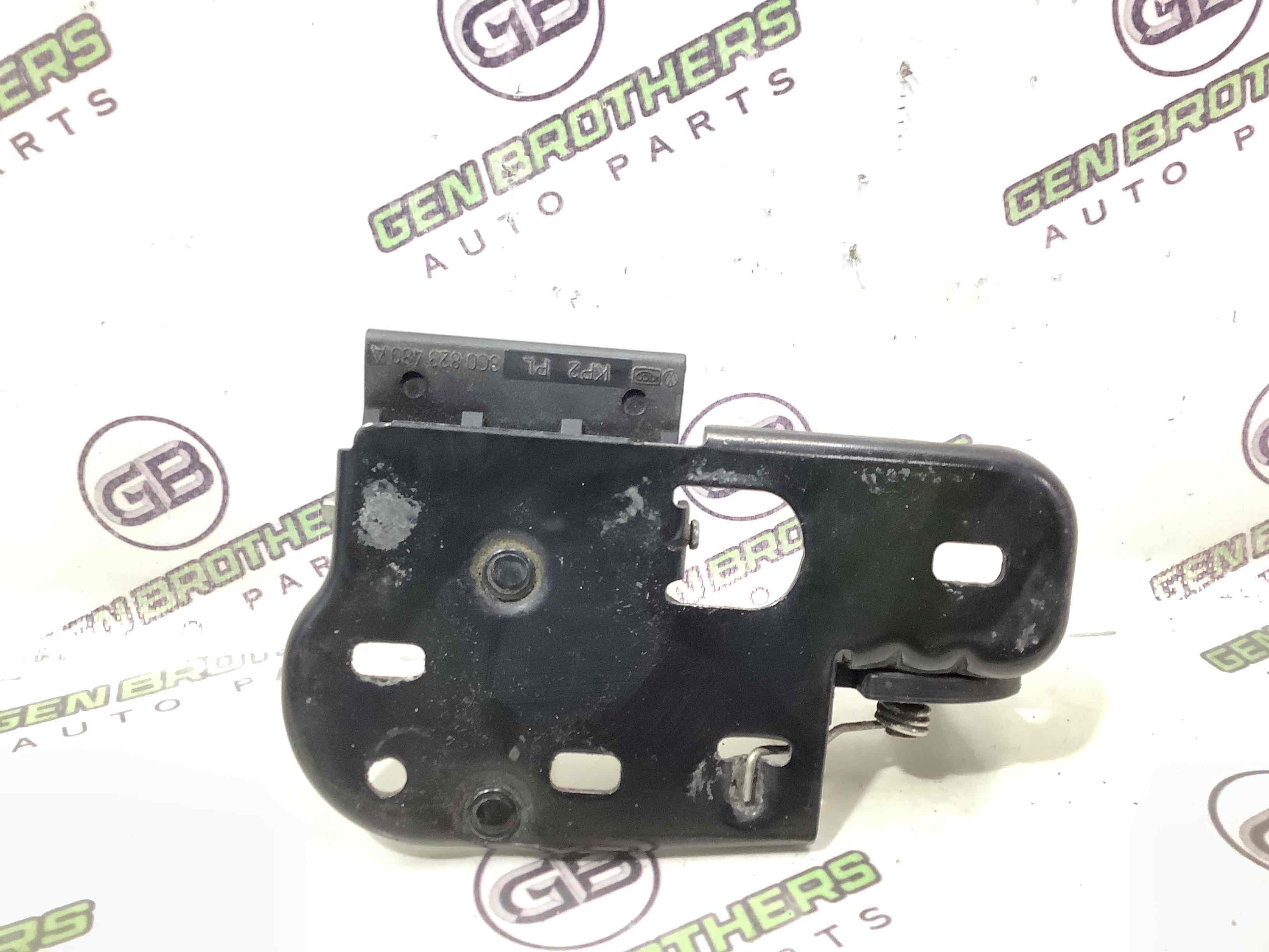 Замок капота, трос капота