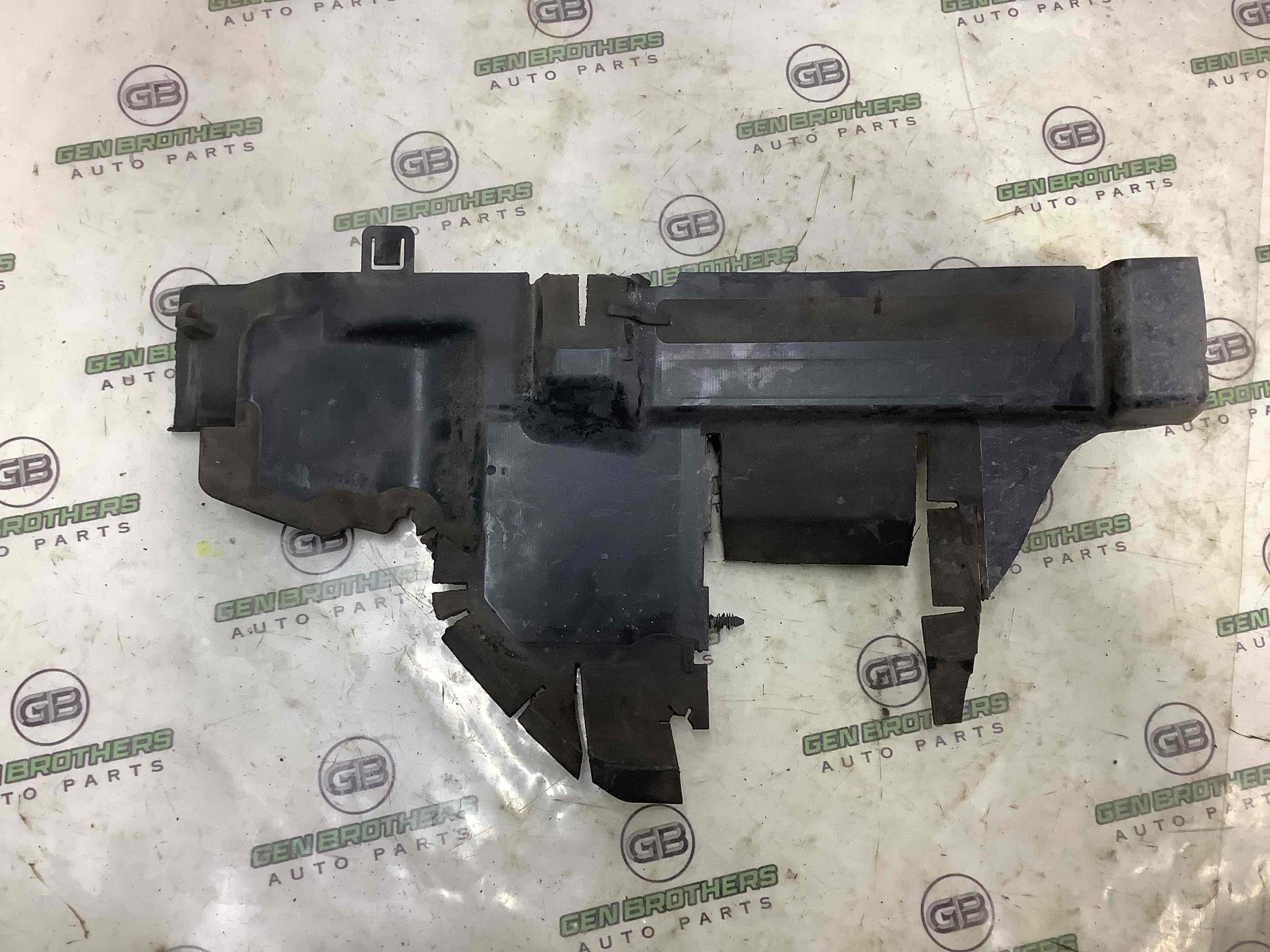 Дефлектор обдува радиатора