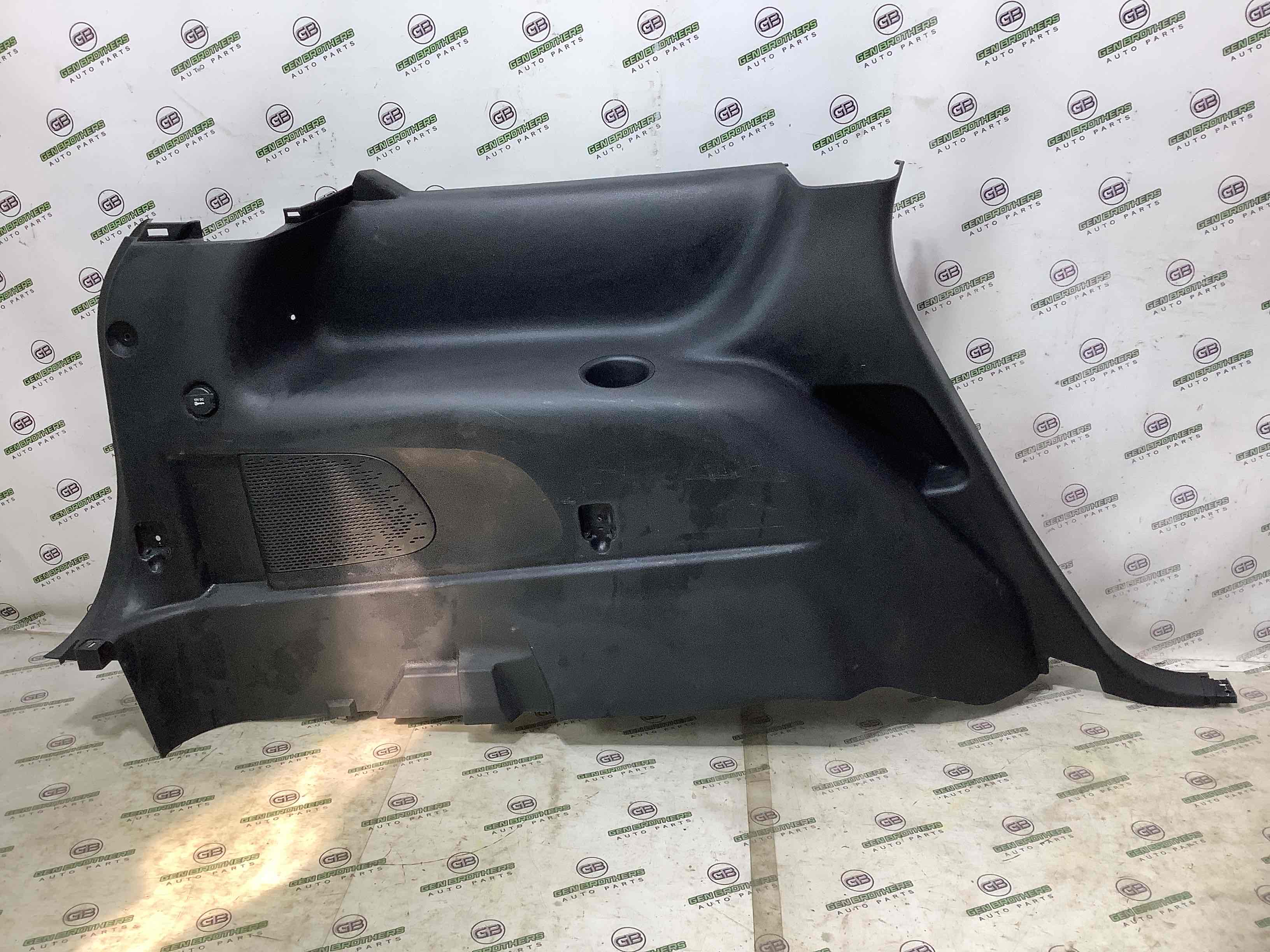 Элементы отделки багажника