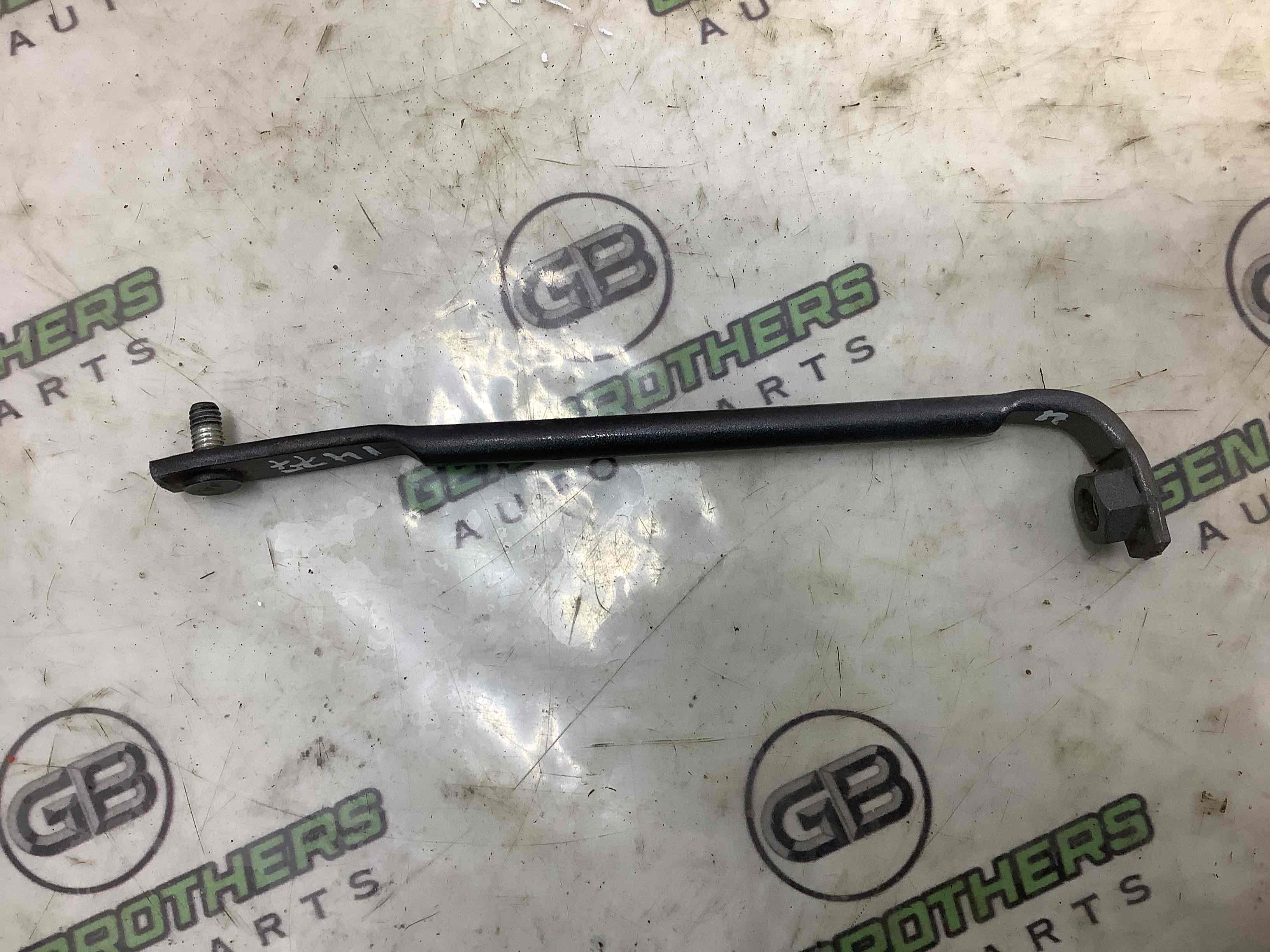 Крепление крыла