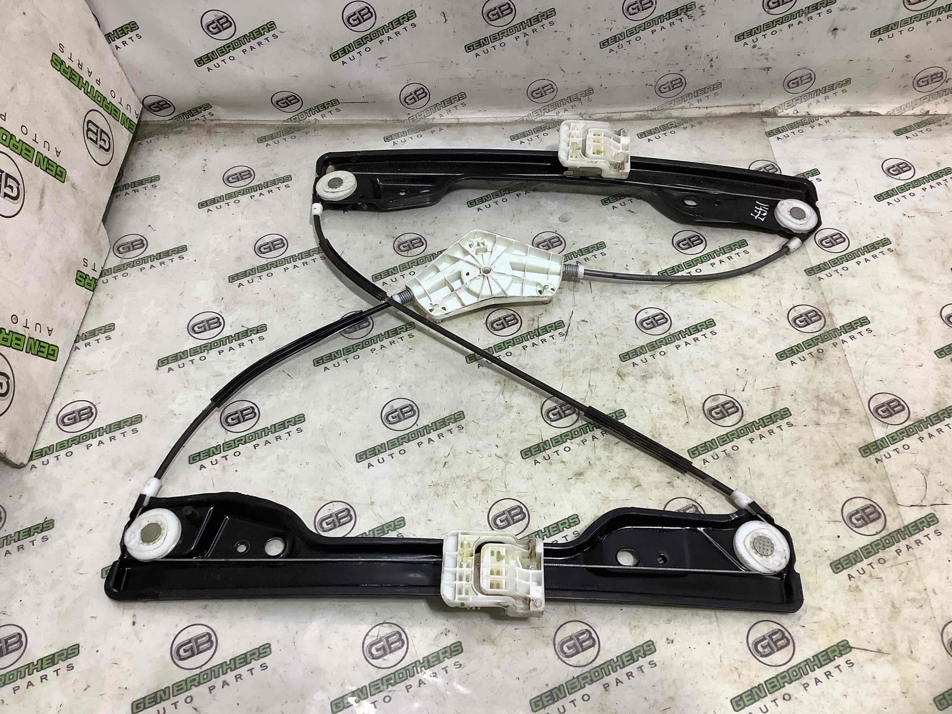 Стеклоподъемник задний левый