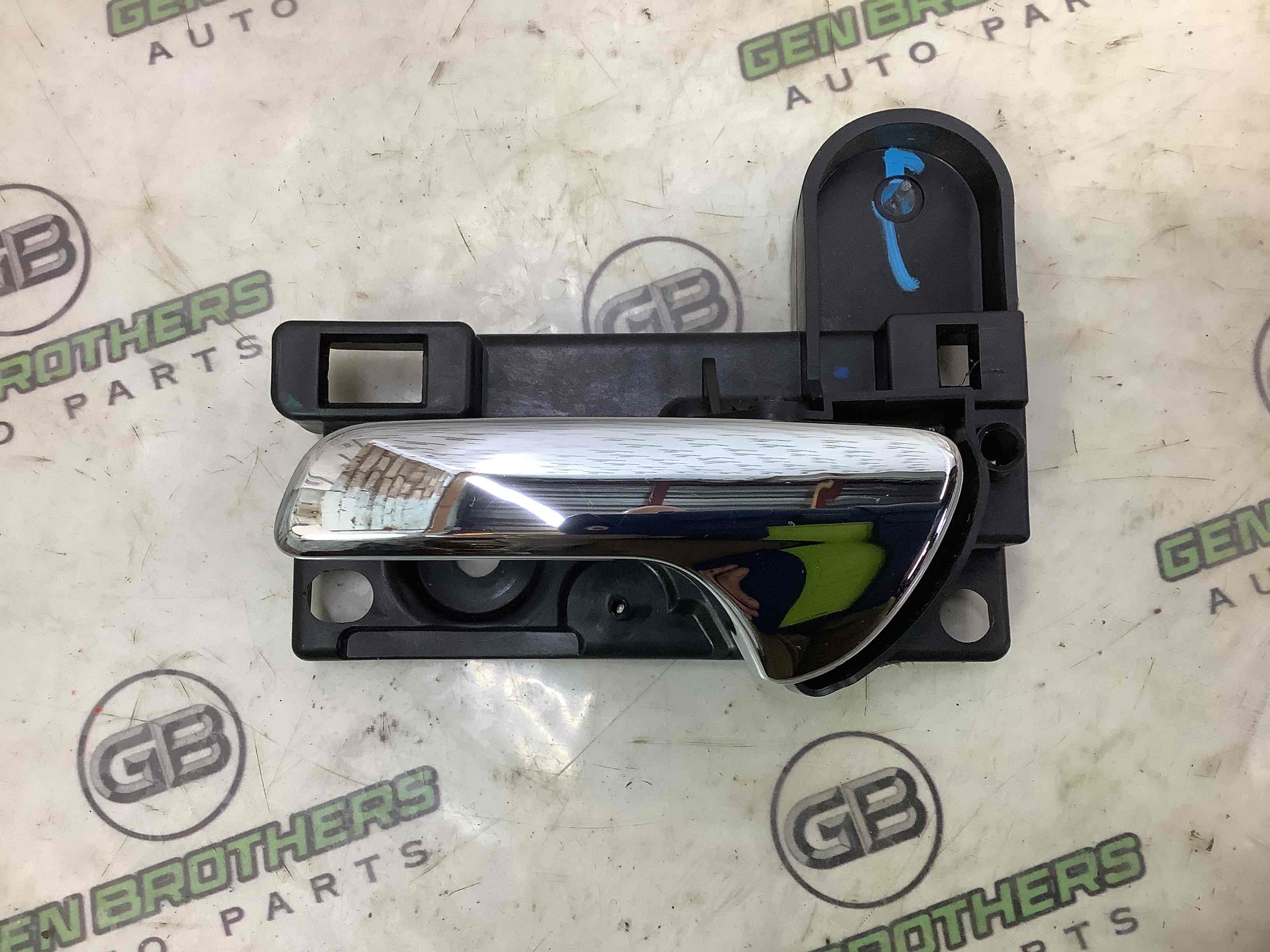 Ручка дверей салона внутренняя, поручень