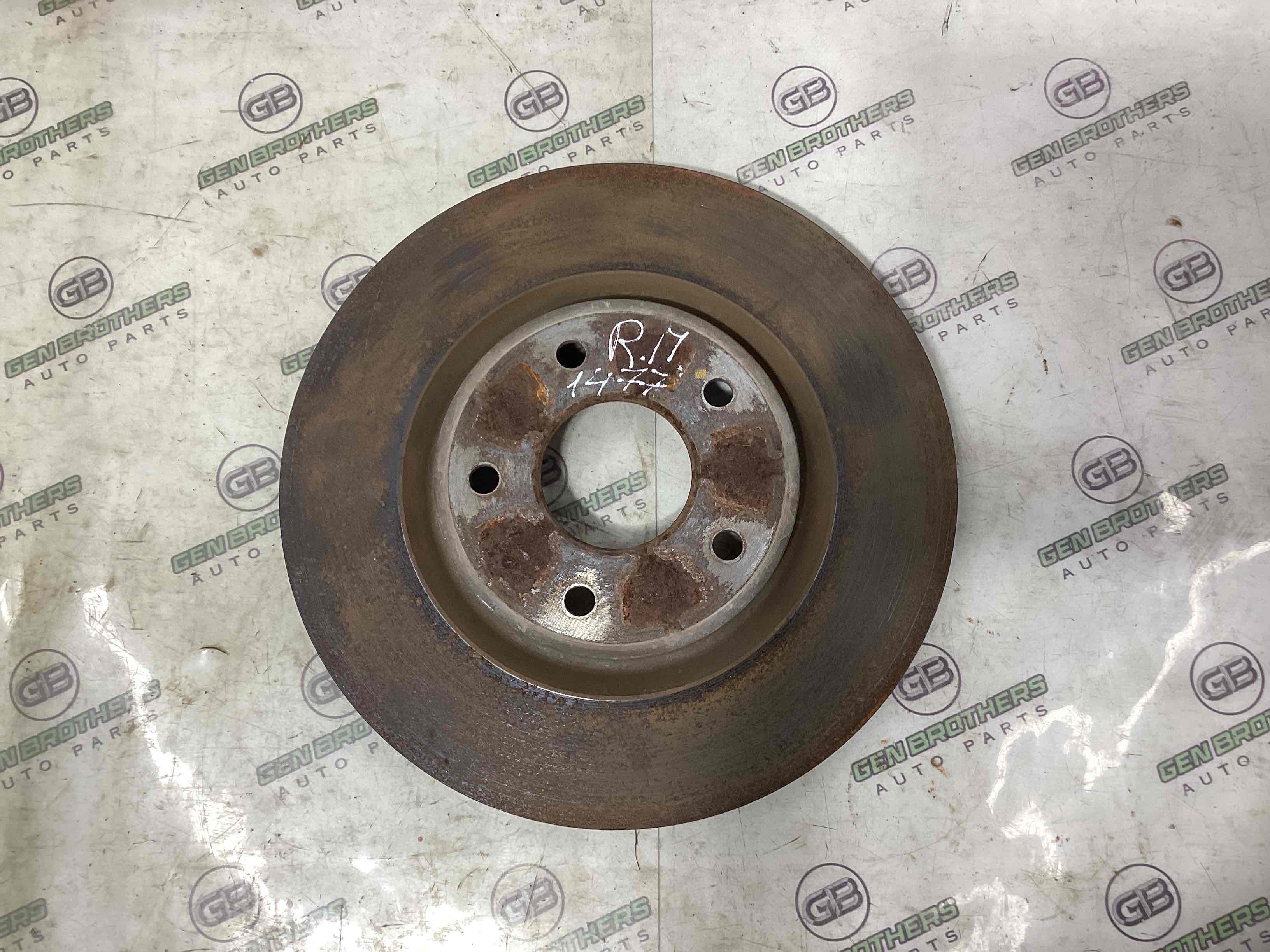 Тормозной диск передний