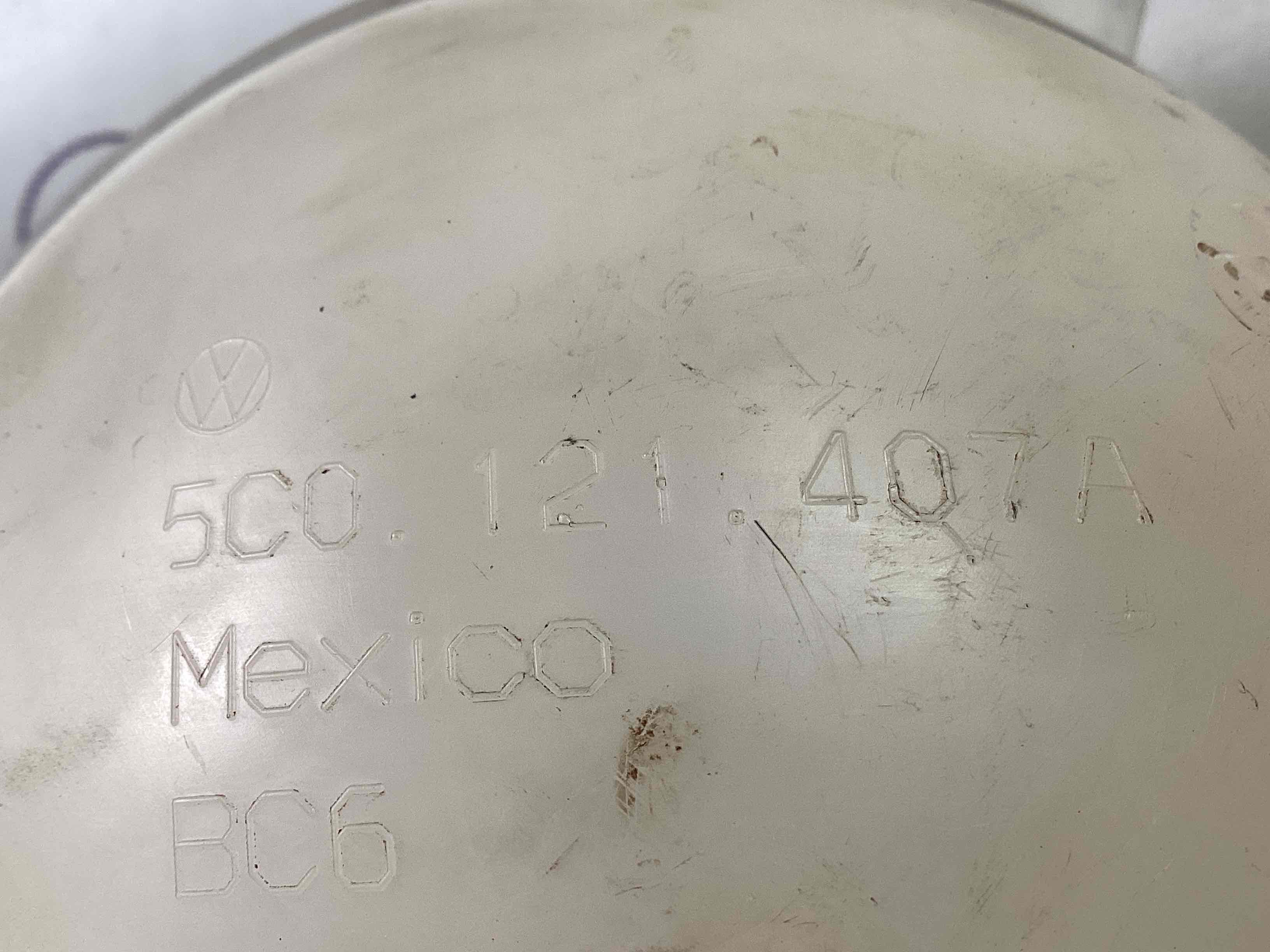 Розширювальний бачок охолодження