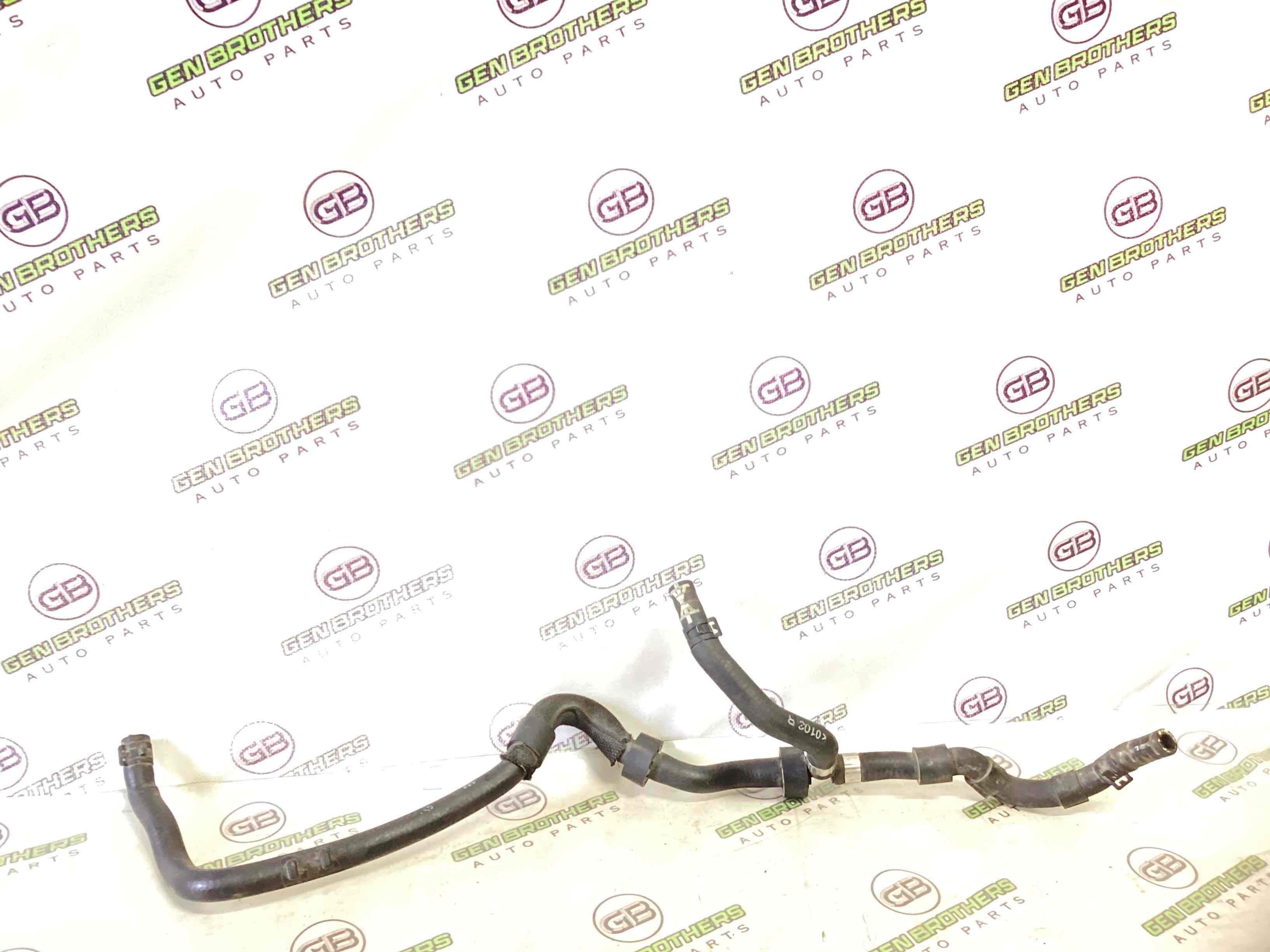 Патрубок трубопровід, шланг