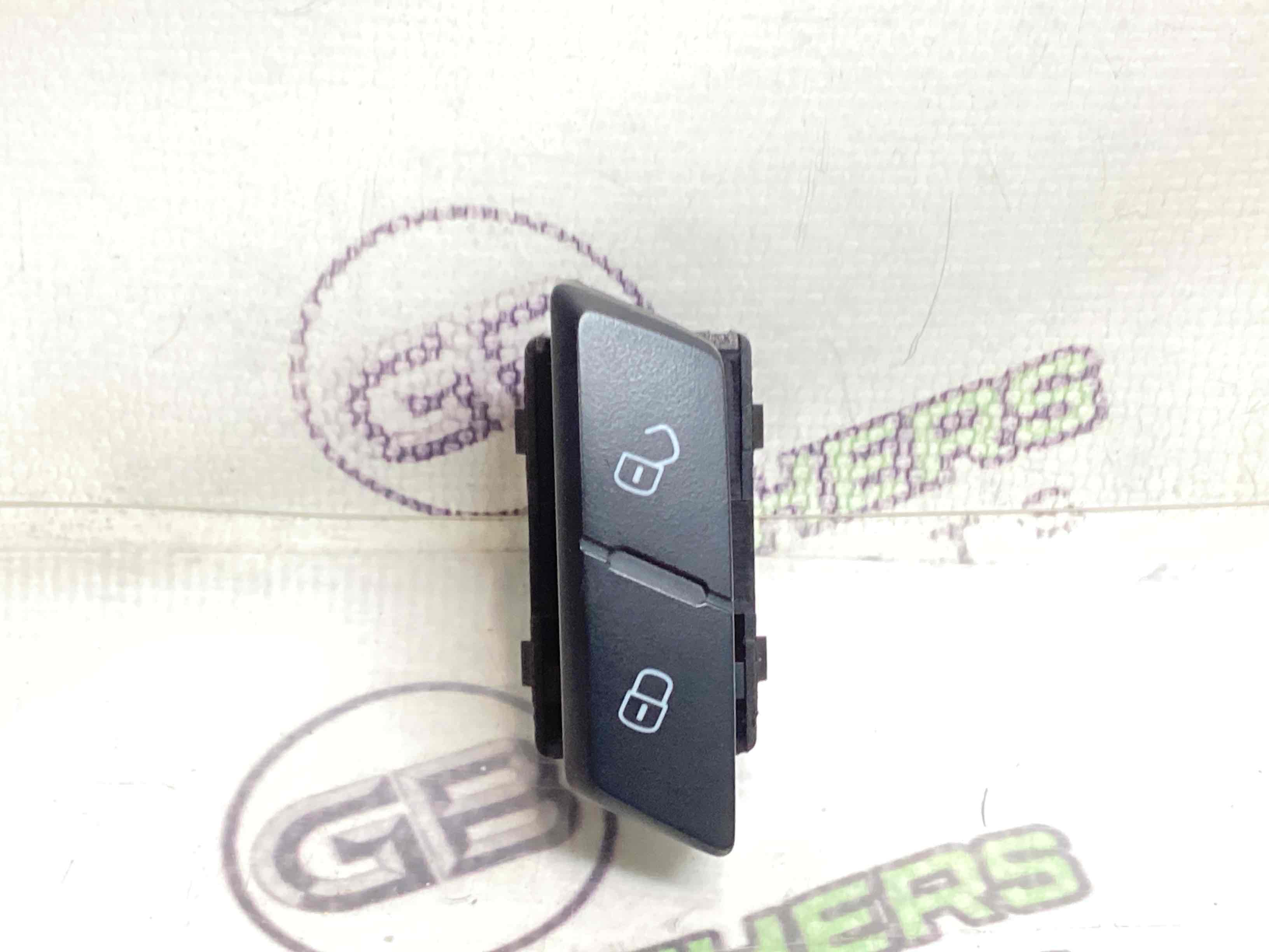 Кнопка центрального замку