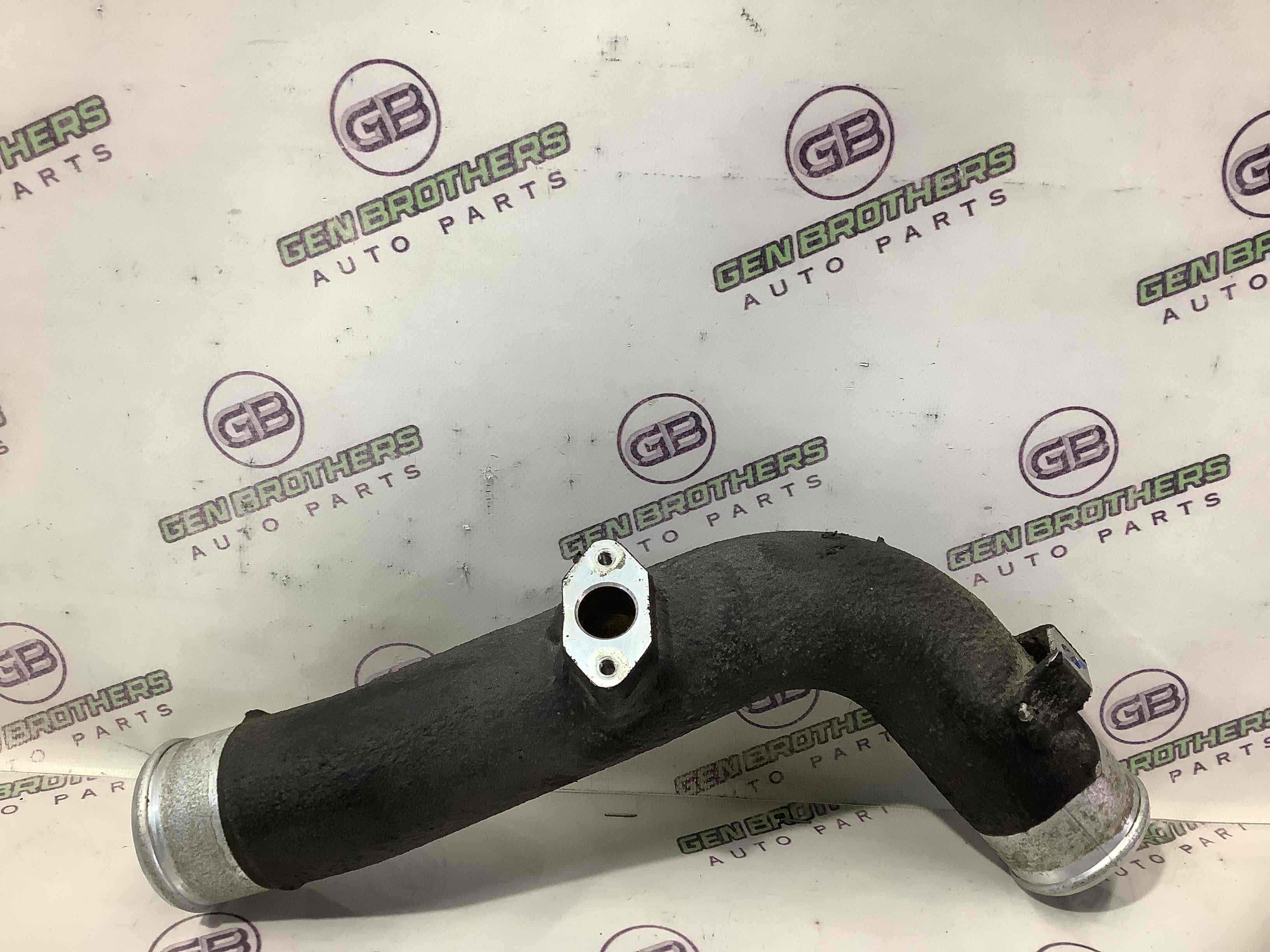 Патрубок інтеркулера