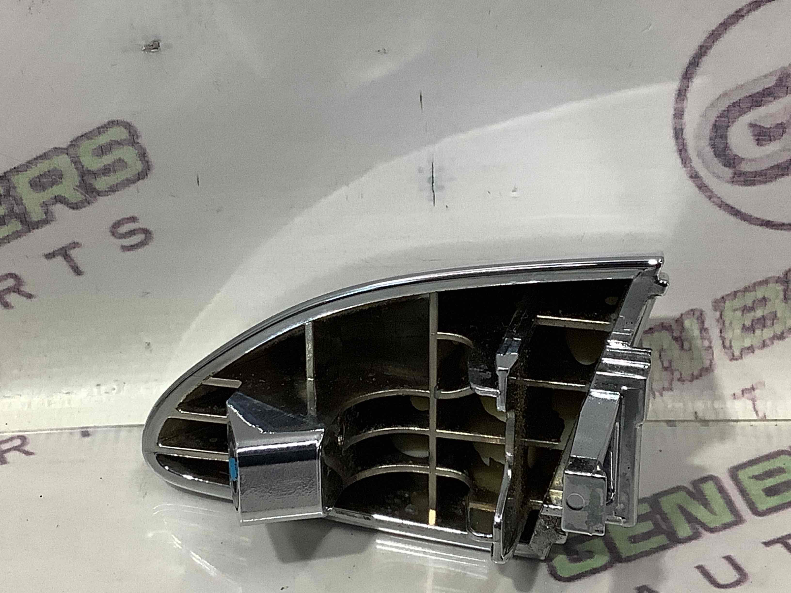 Заглушка ручки дверей