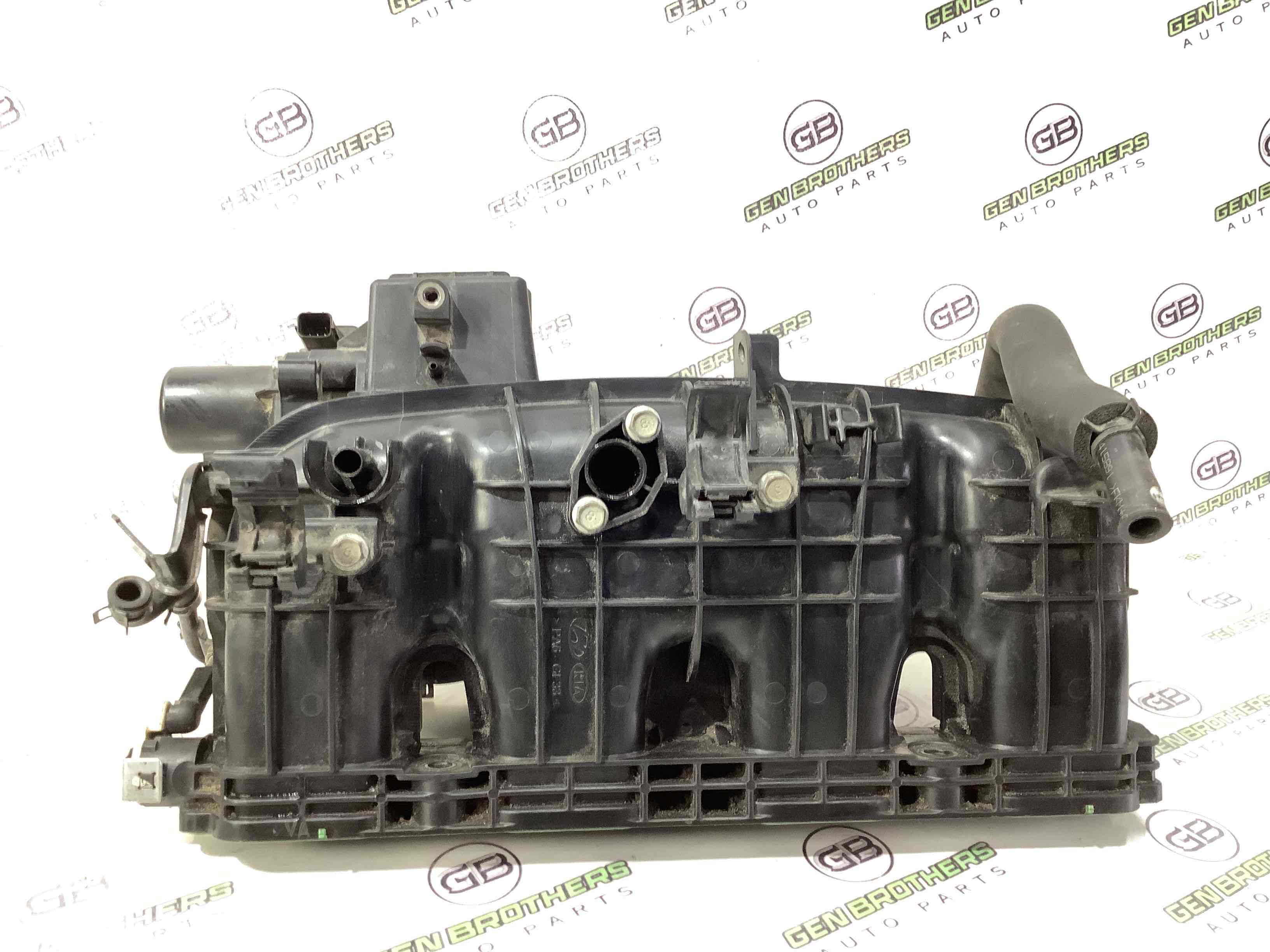 Колектор впускний