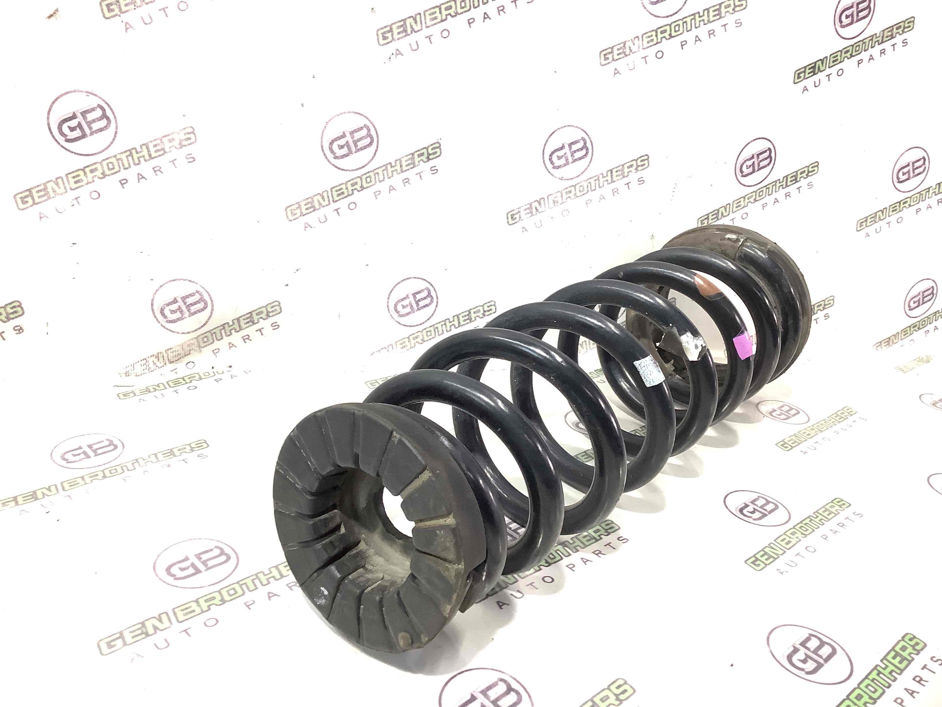 Пружина задня