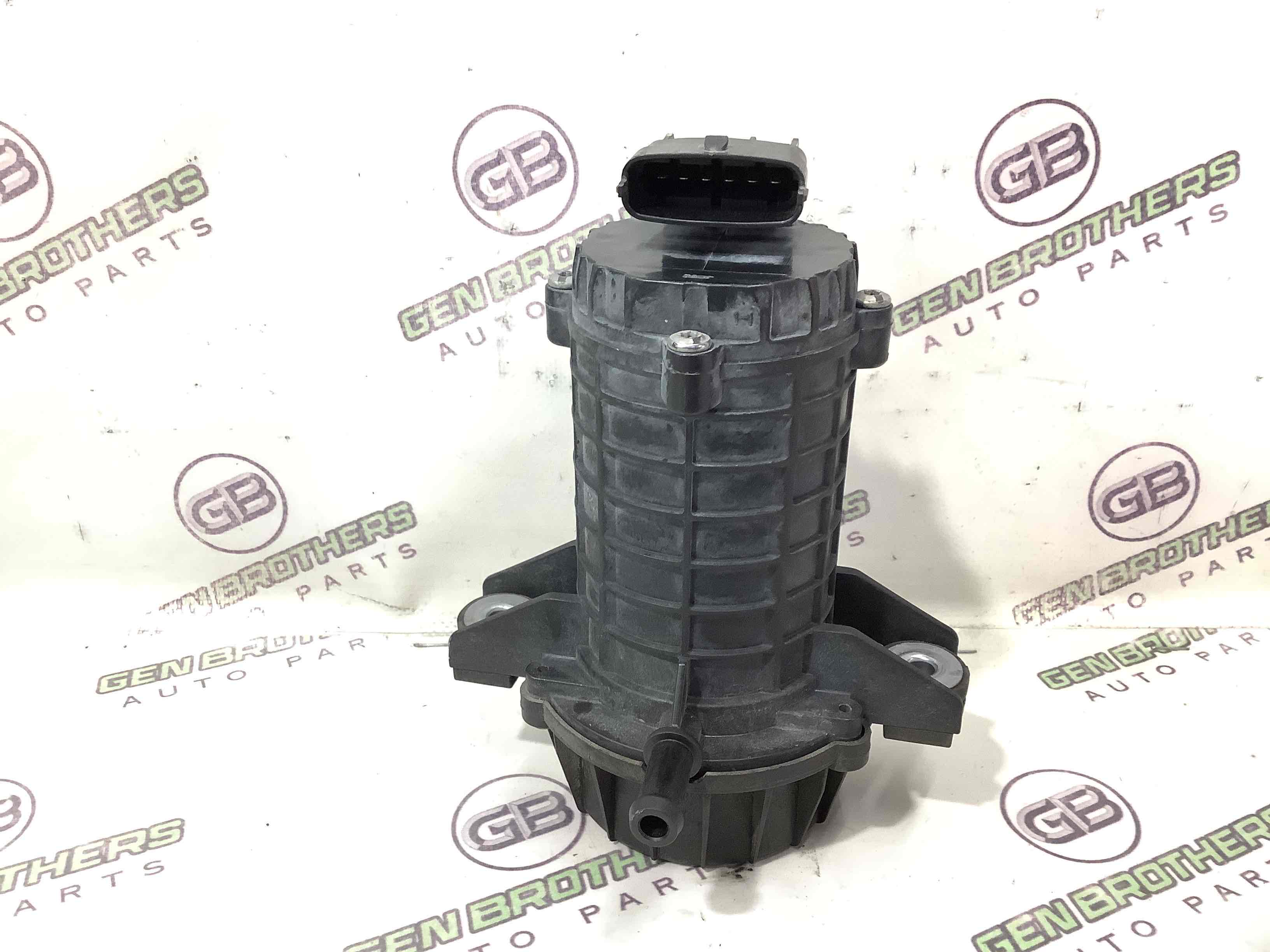 Насос вакуумний