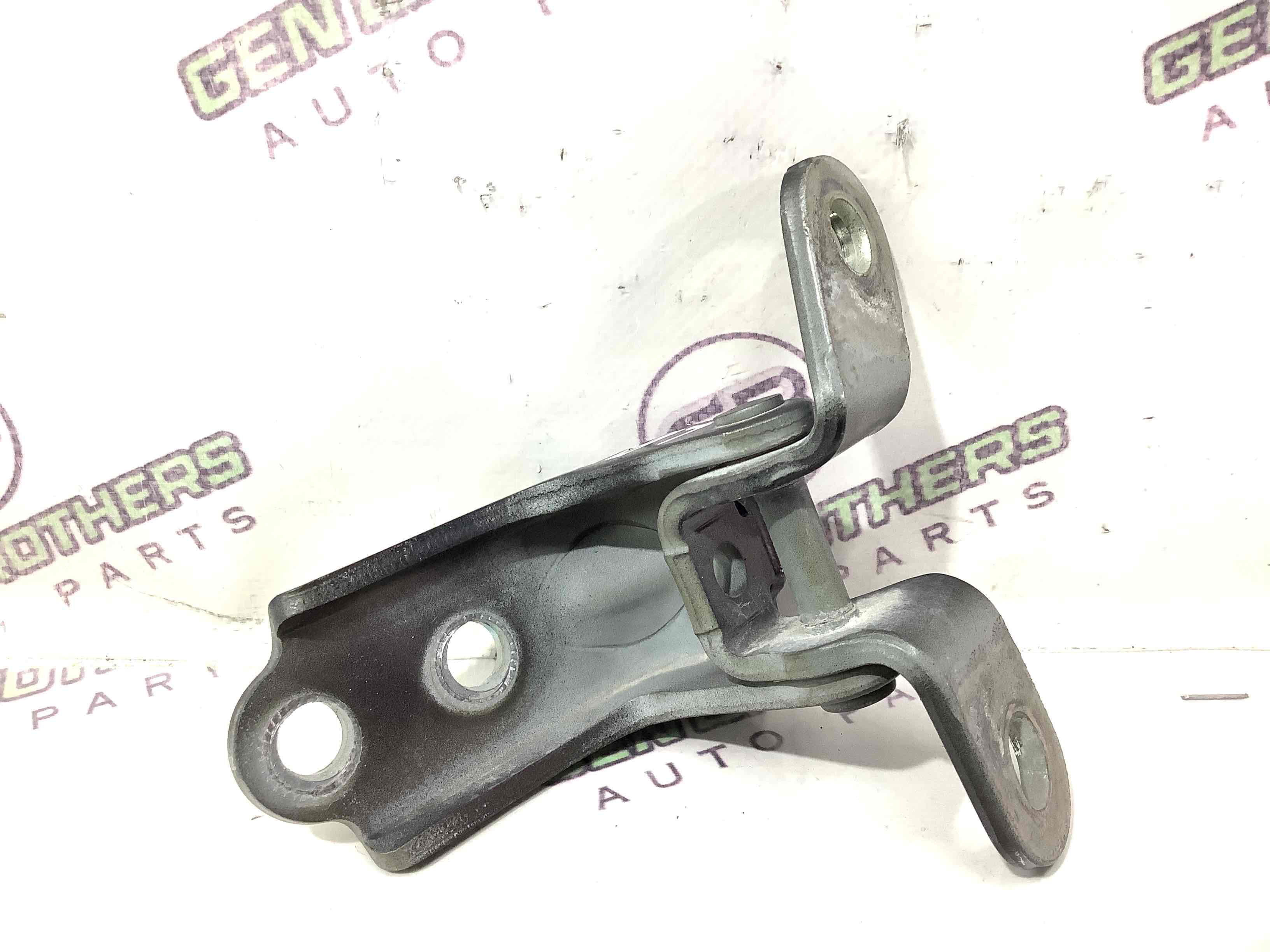 Петля двері, замок двері