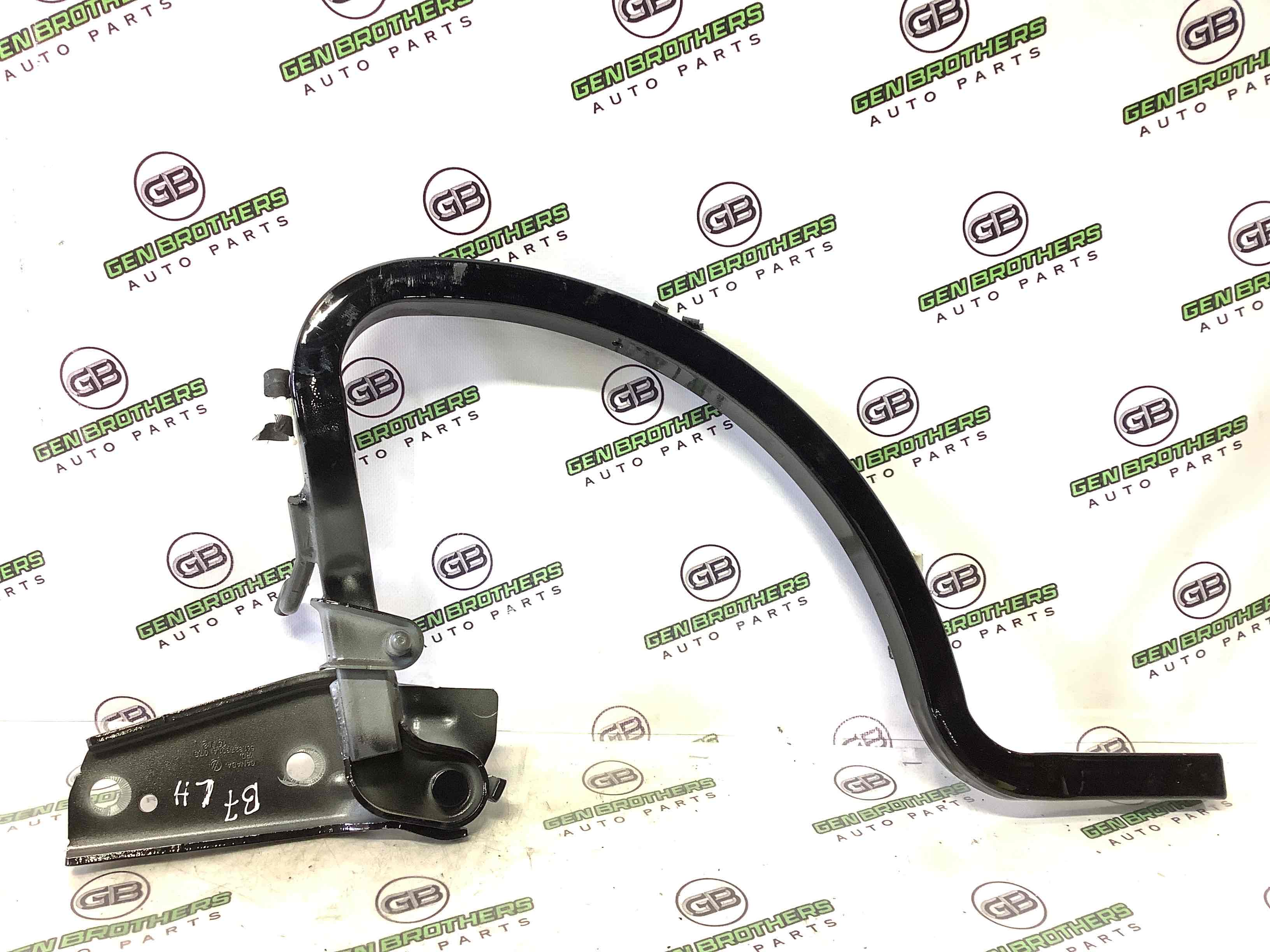 Петля кришки багажника, двері багажника