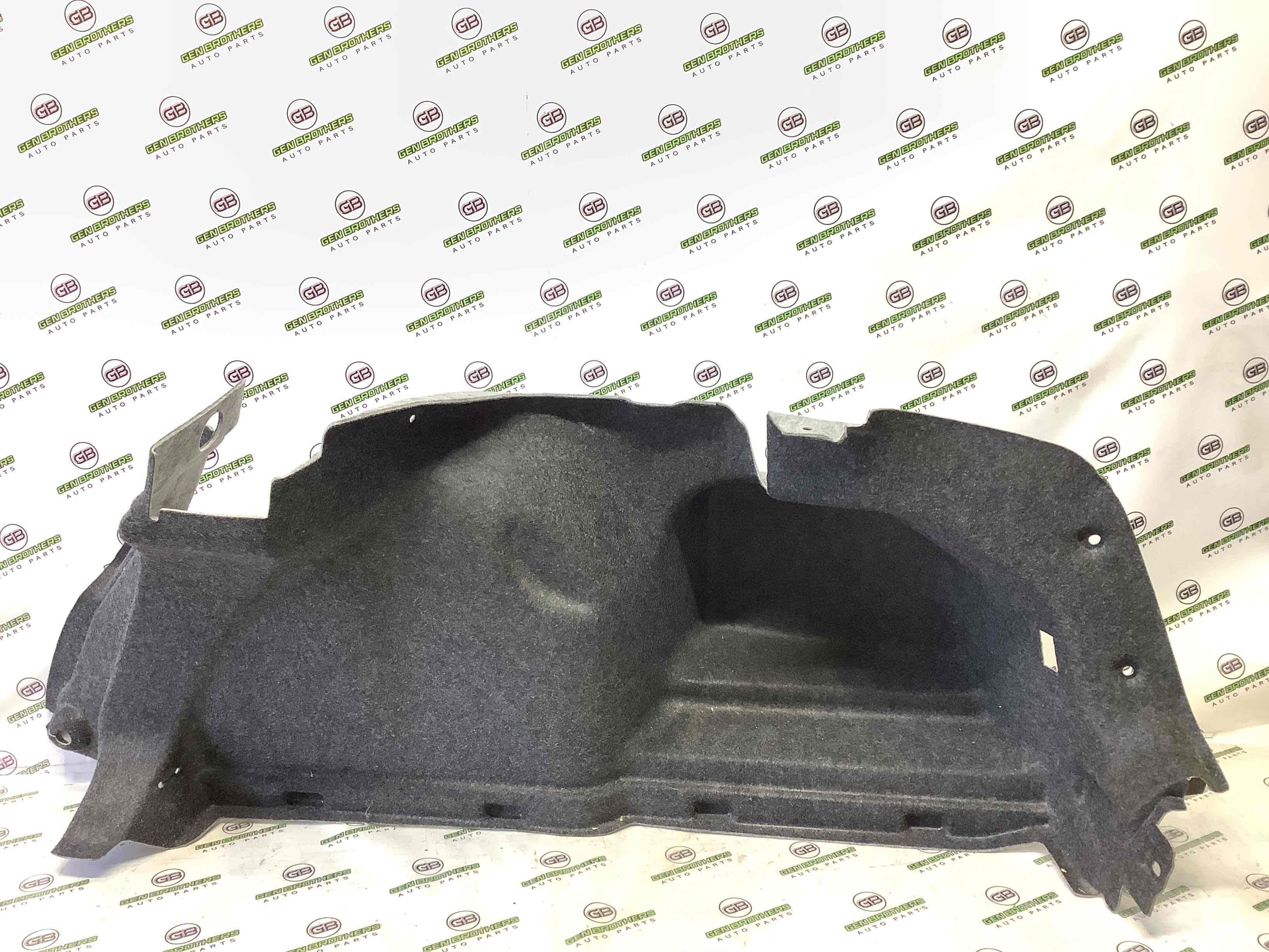 Елементи оздоблення багажника