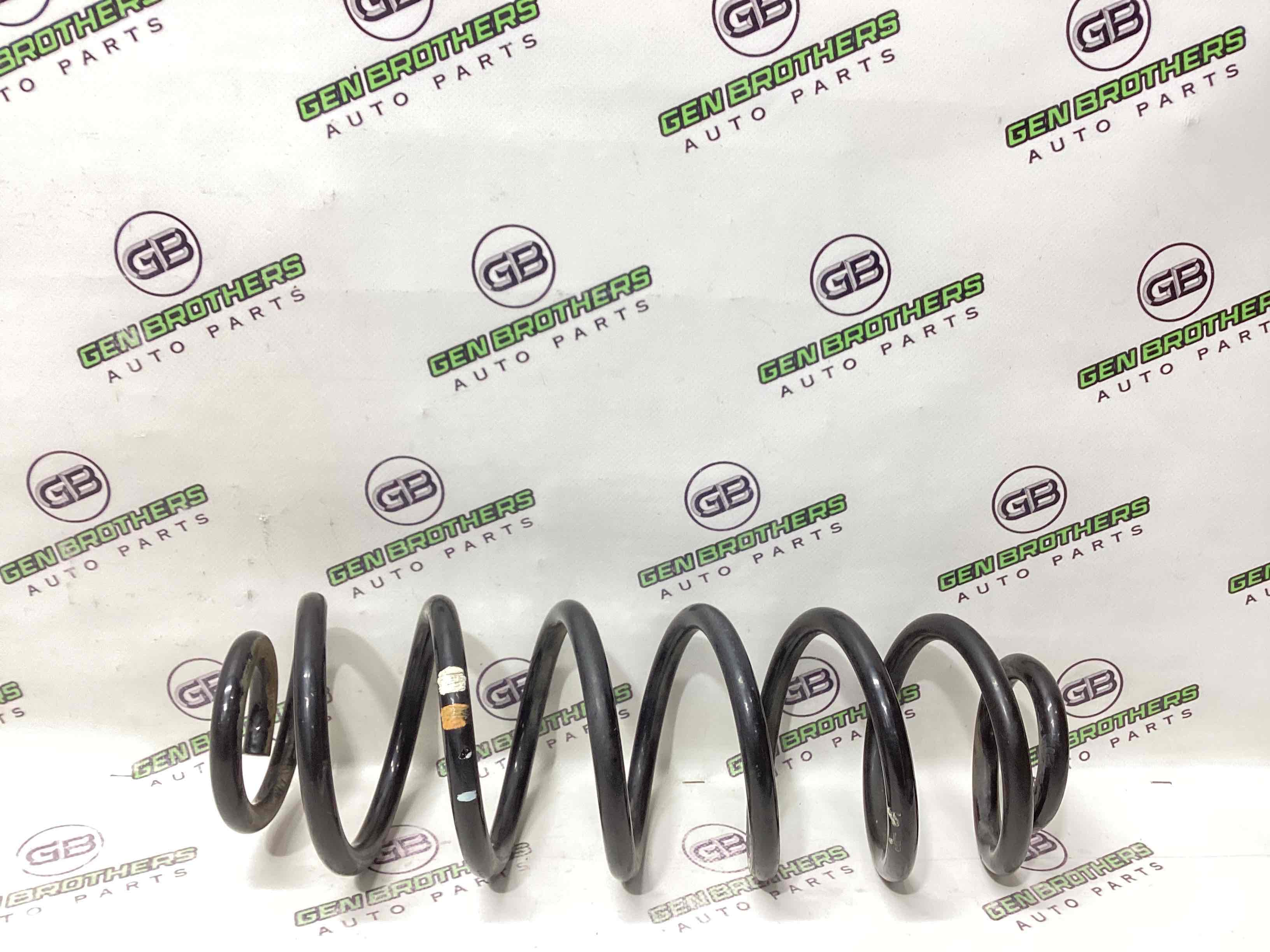 Пружина задня