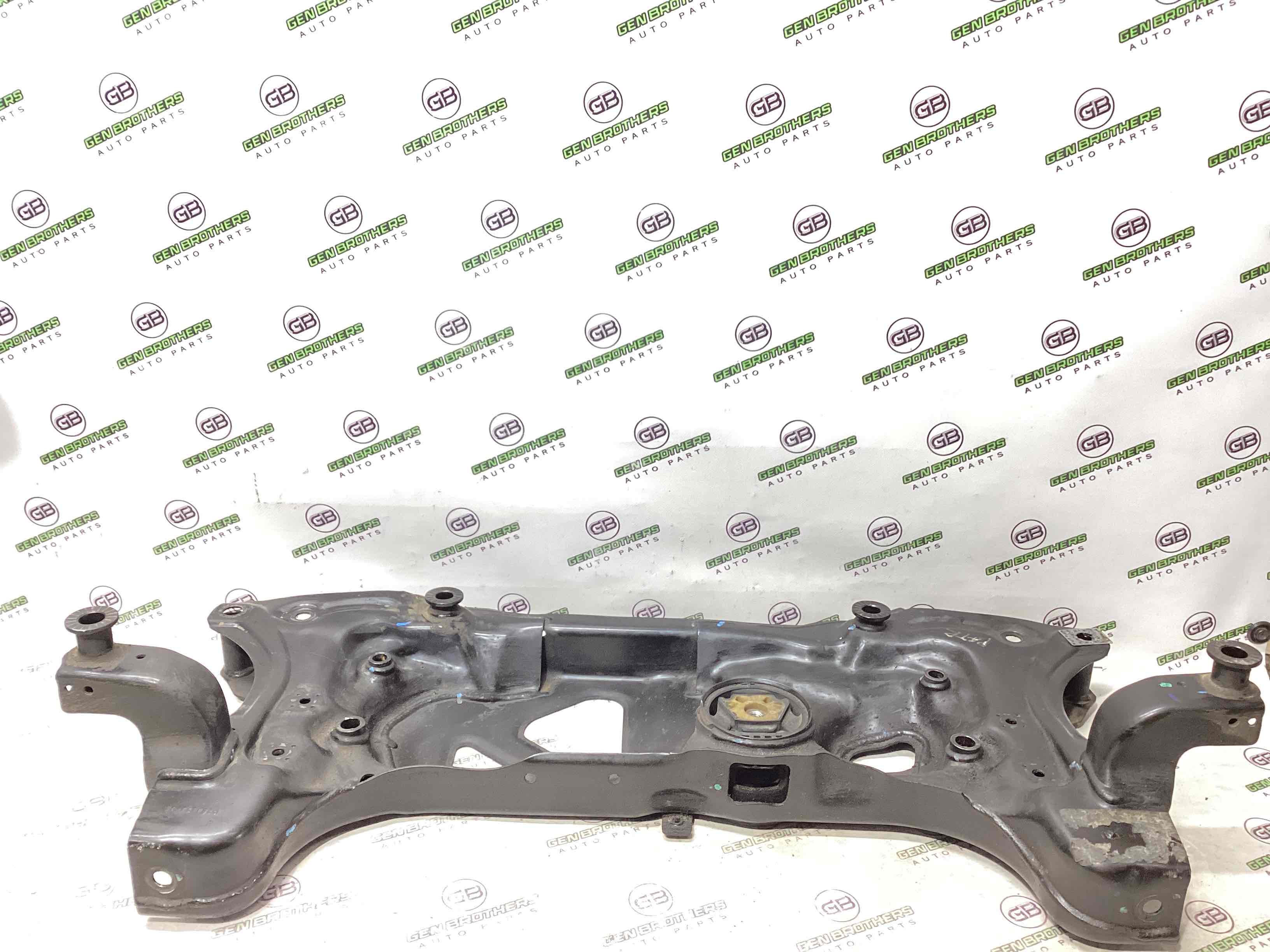 Балка підвіски передня підрамник