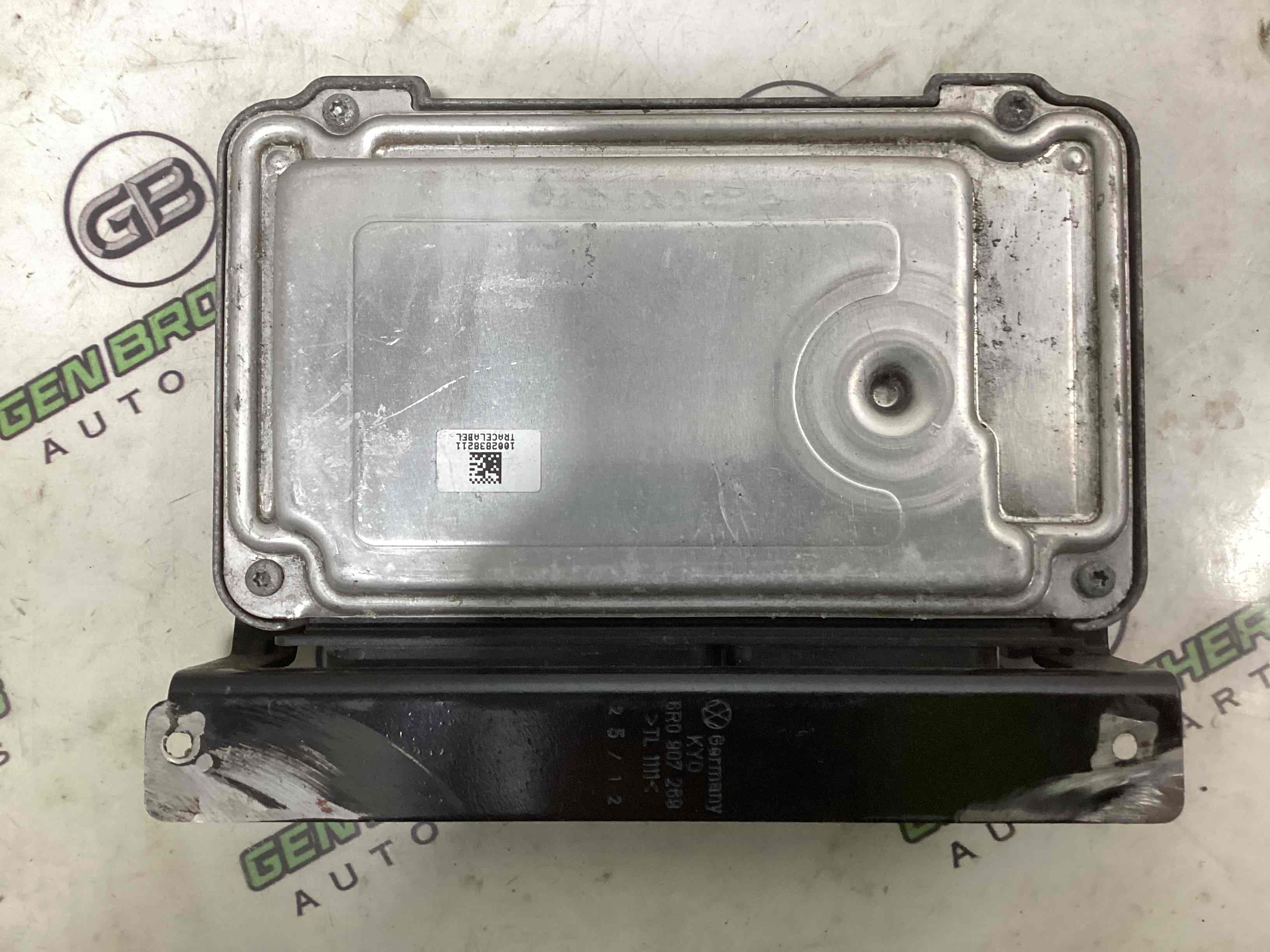 Блок ECU комп'ютер двигуна