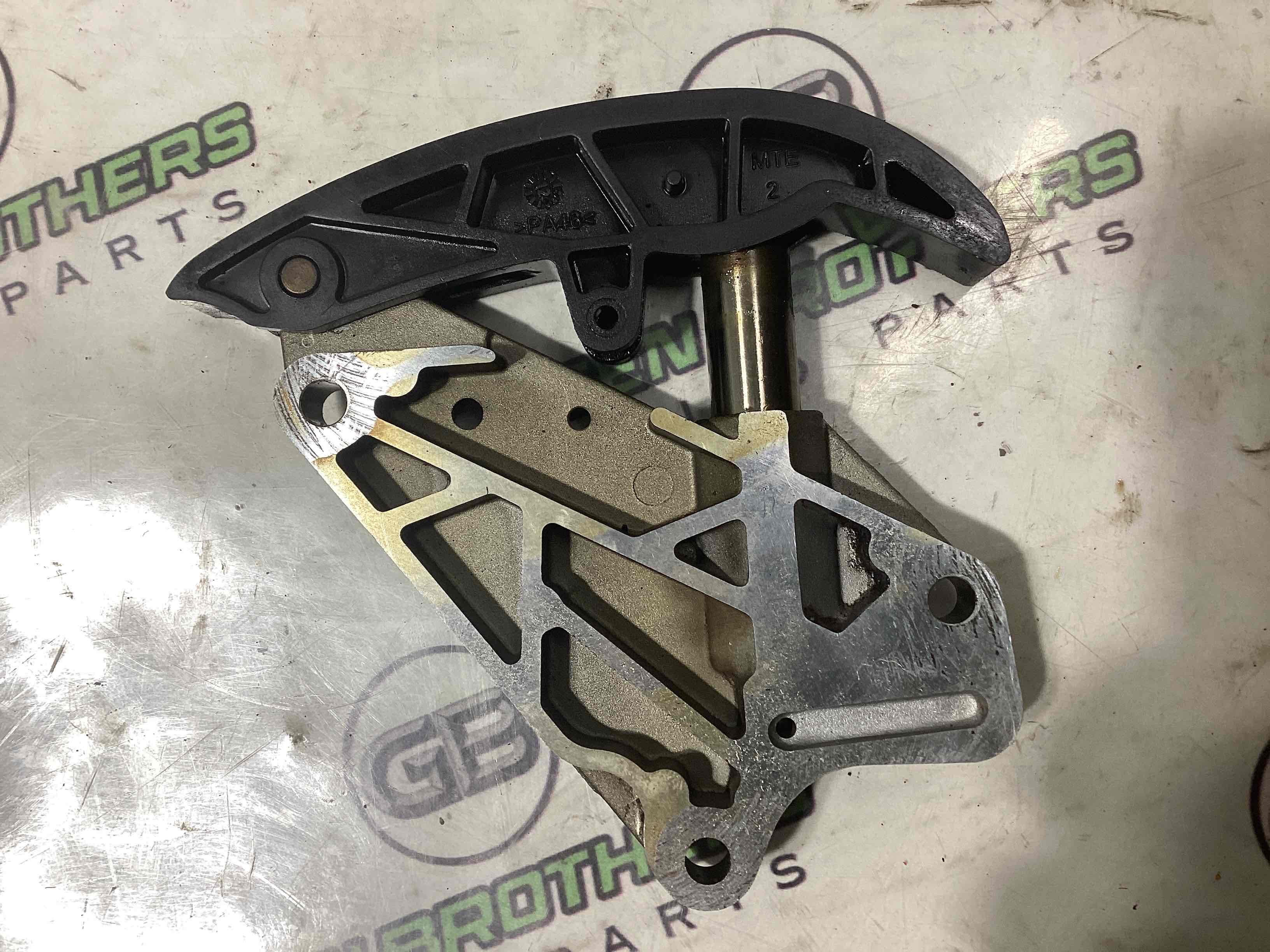 Механізм натягу ременя, ланцюга, ролика