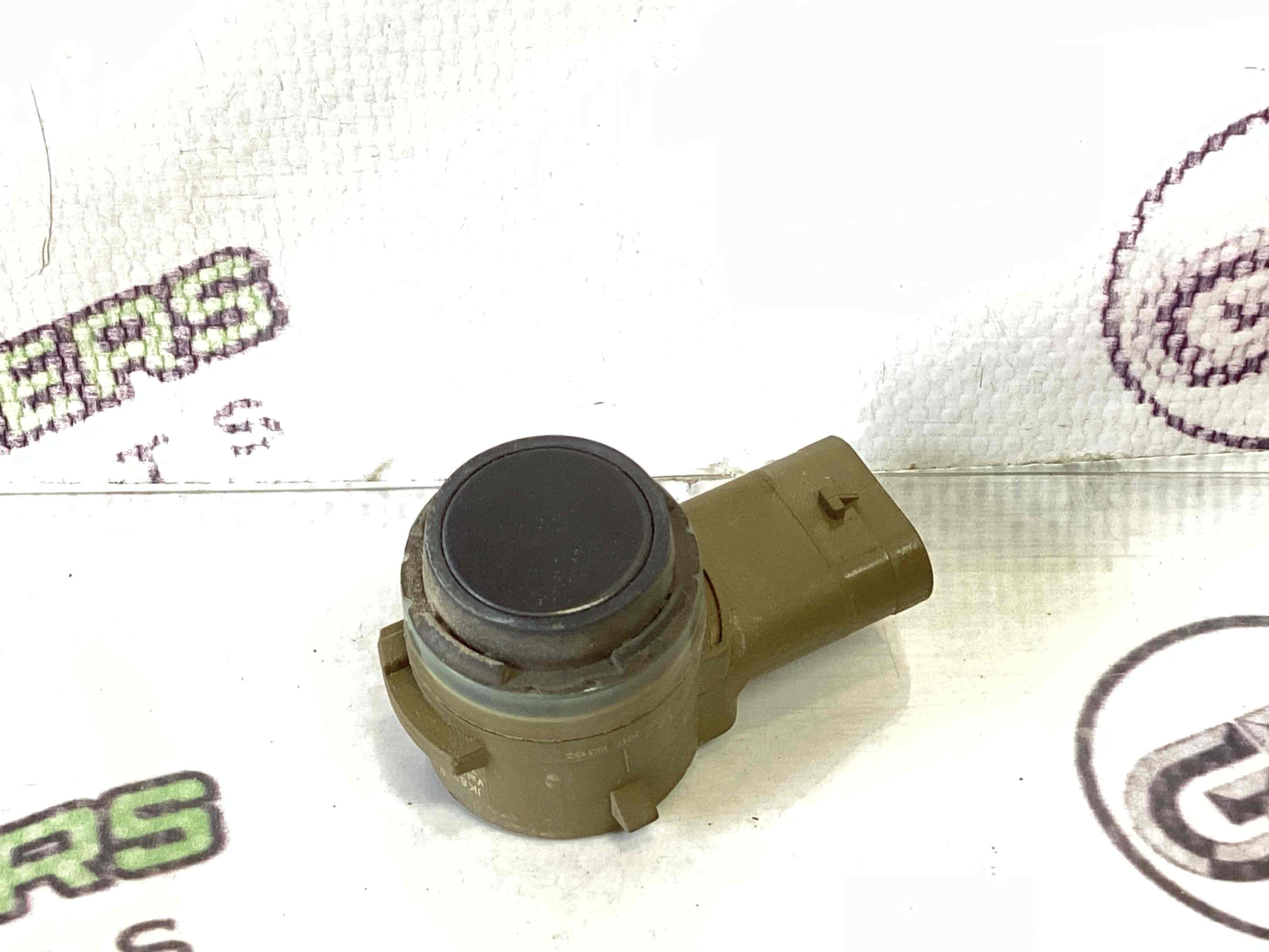 Парктронік, кріплення, корпус