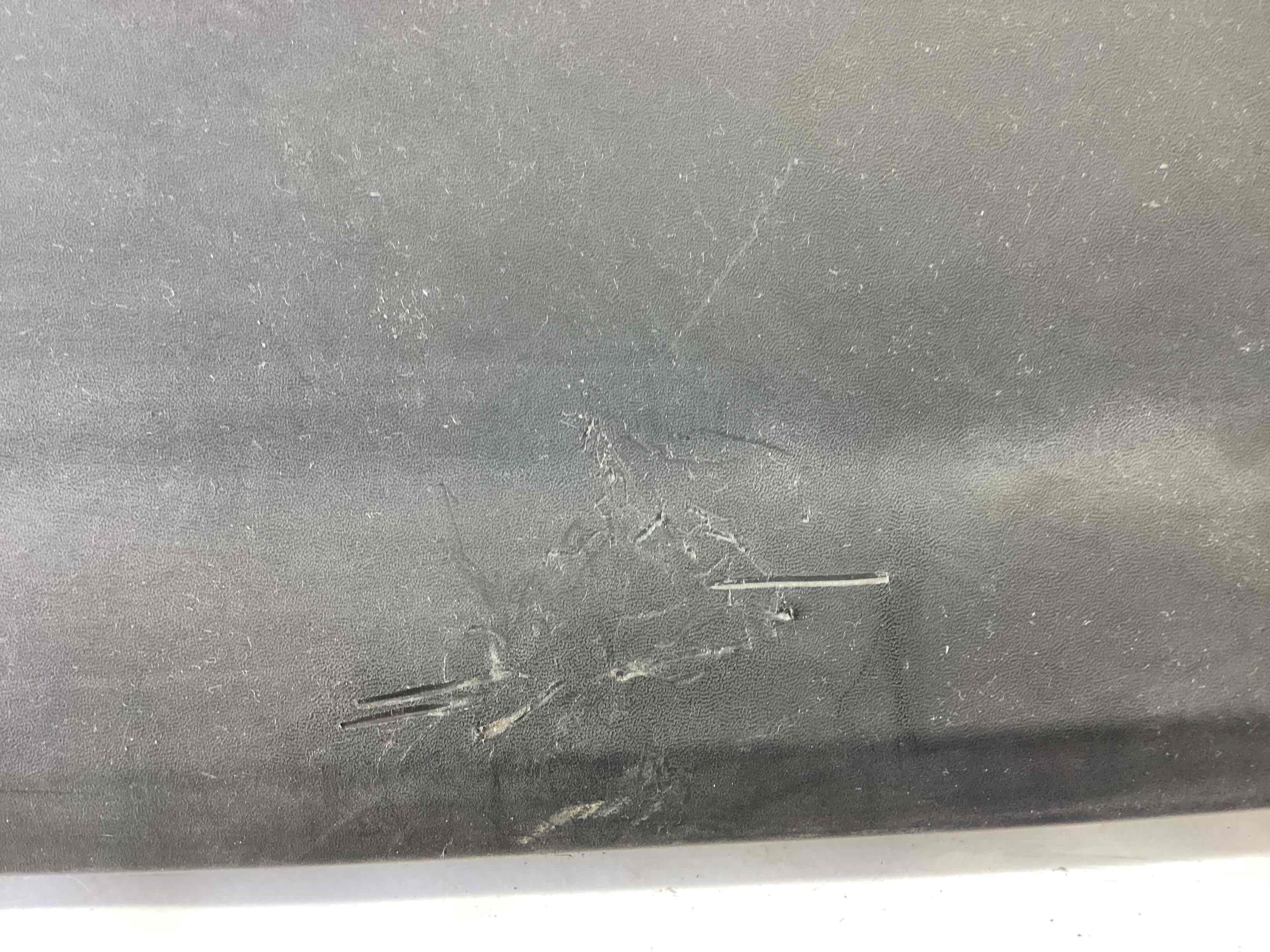 Захист заднього бампера